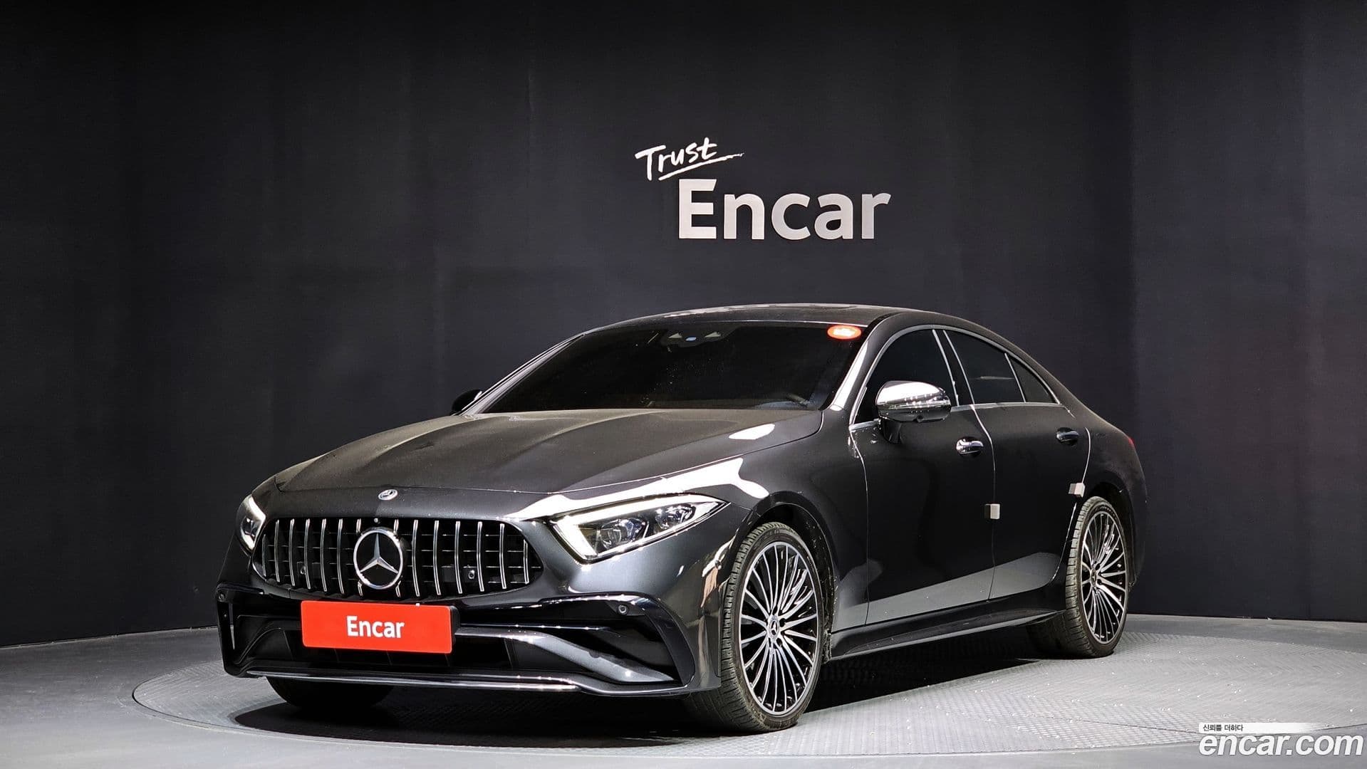 Main__Slider__Photo:CLS-Class Mercedes-Benz 2023.4-0