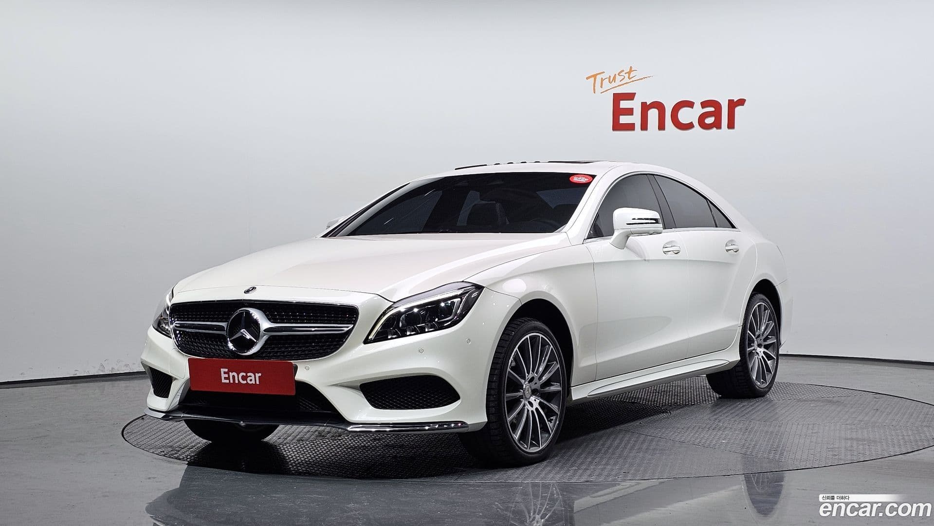 Main__Slider__Photo:CLS-Class Mercedes-Benz 2016.6-0