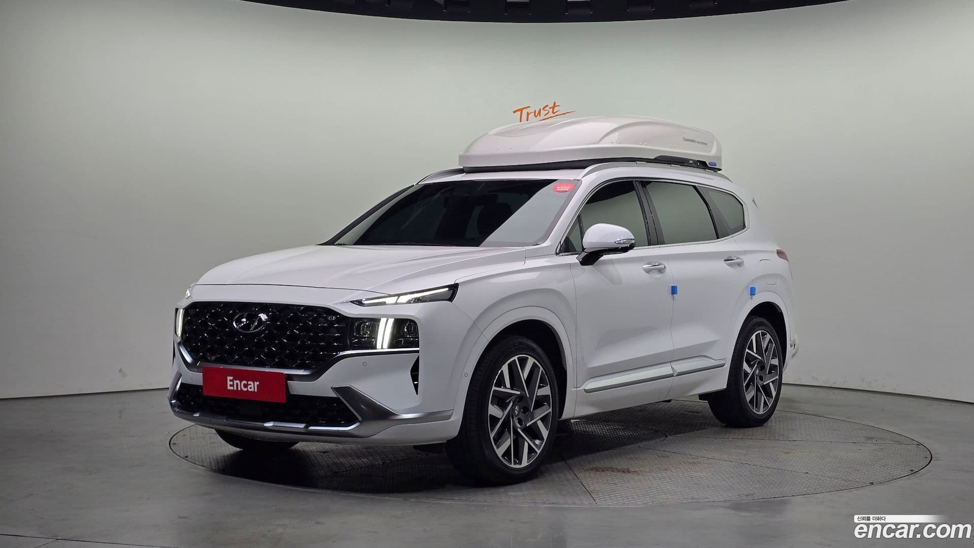 Main__Slider__Photo:Santafe Hyundai 2020.8-0