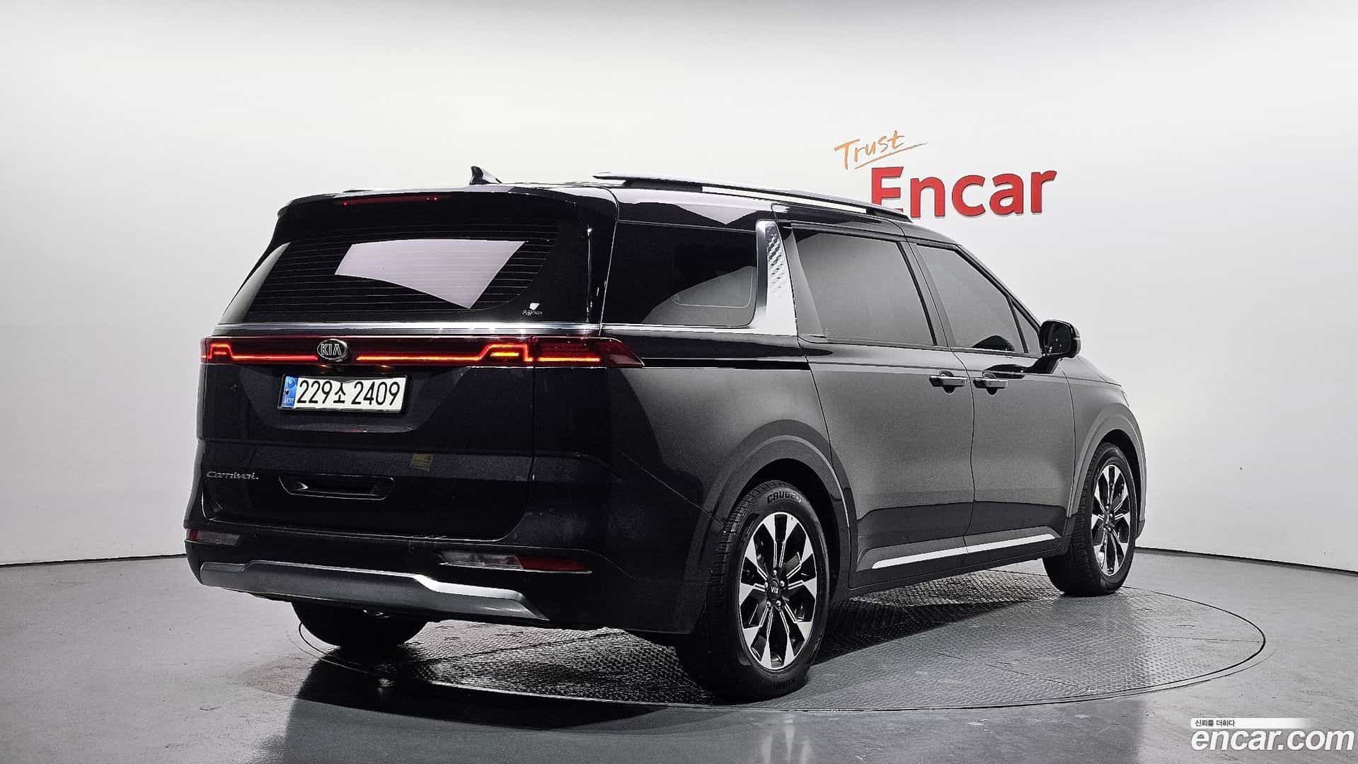 Canival Kia 2021.0-OUTER-002