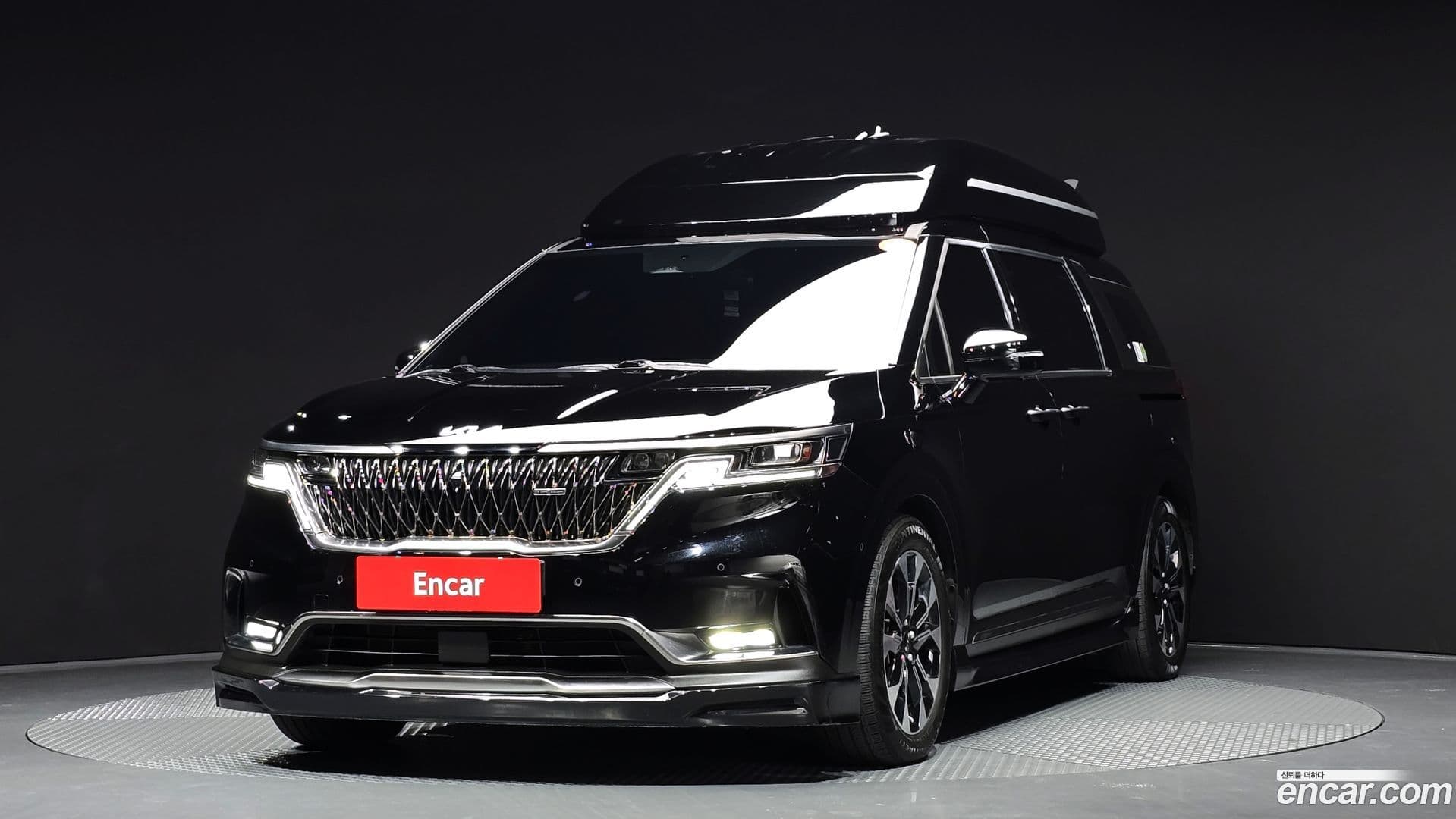 Main__Slider__Photo:Canival Kia 2022.4-0