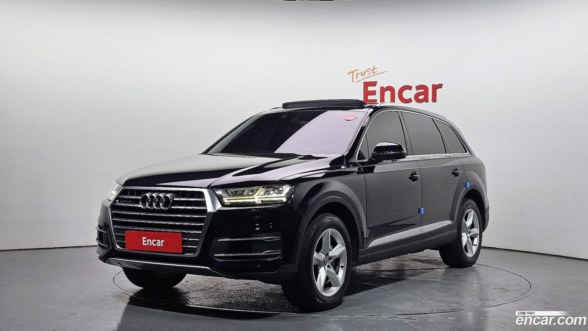Main__Slider__Photo:Q7 Audi 2016.8-0
