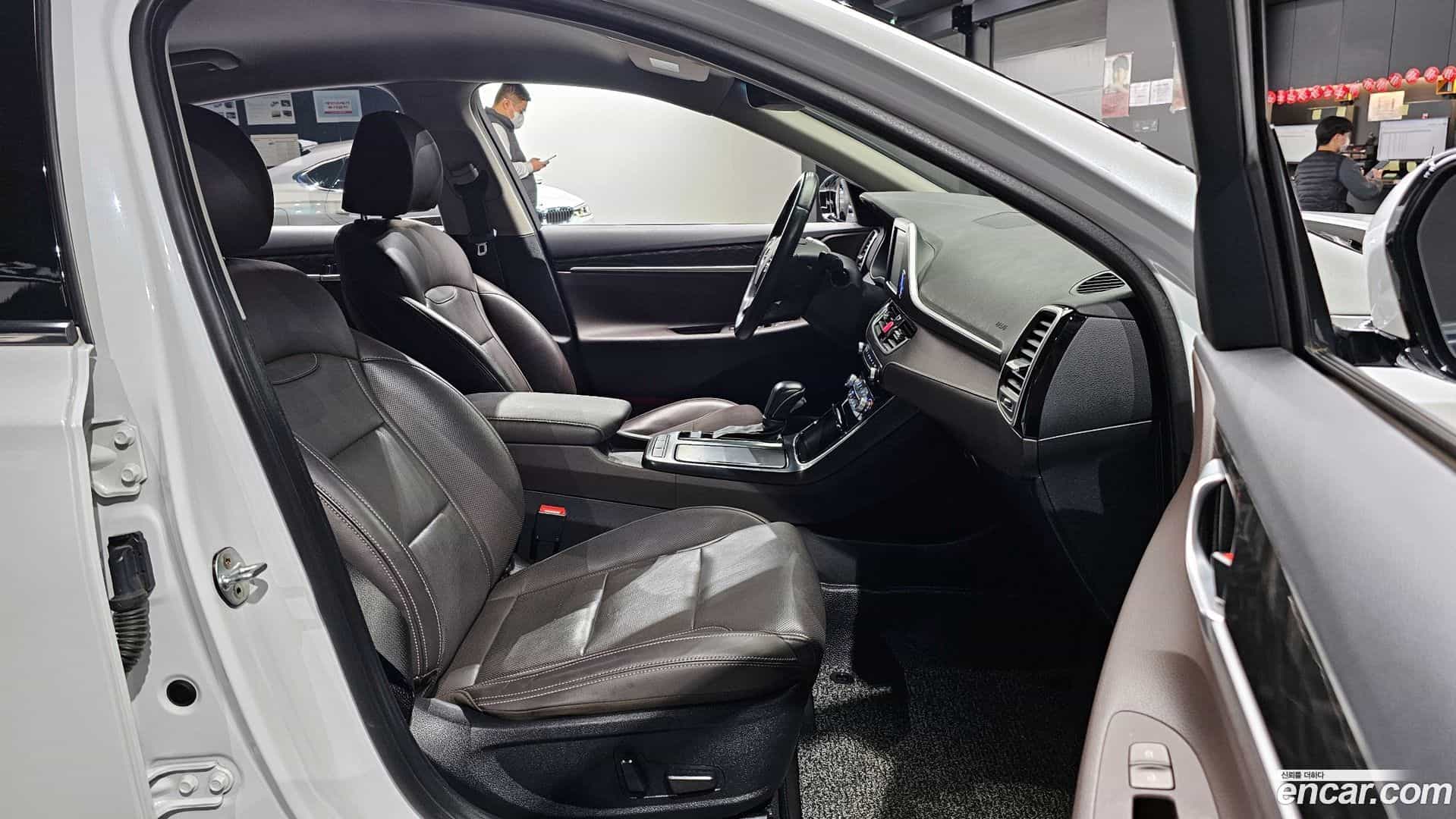 Grandeur Hyundai 2018.8-INNER-010