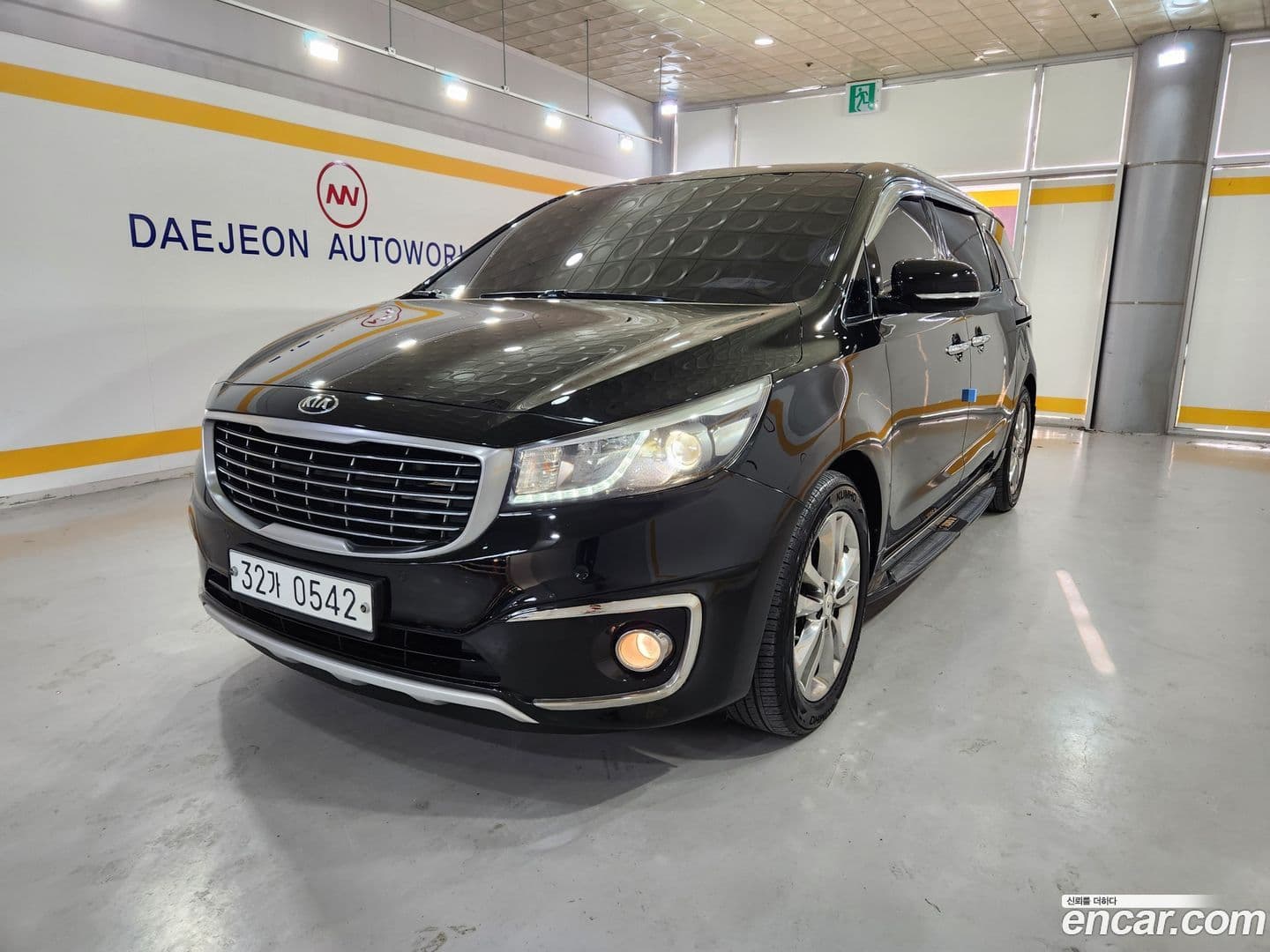 Main__Slider__Photo:Canival Kia 2016.6-0