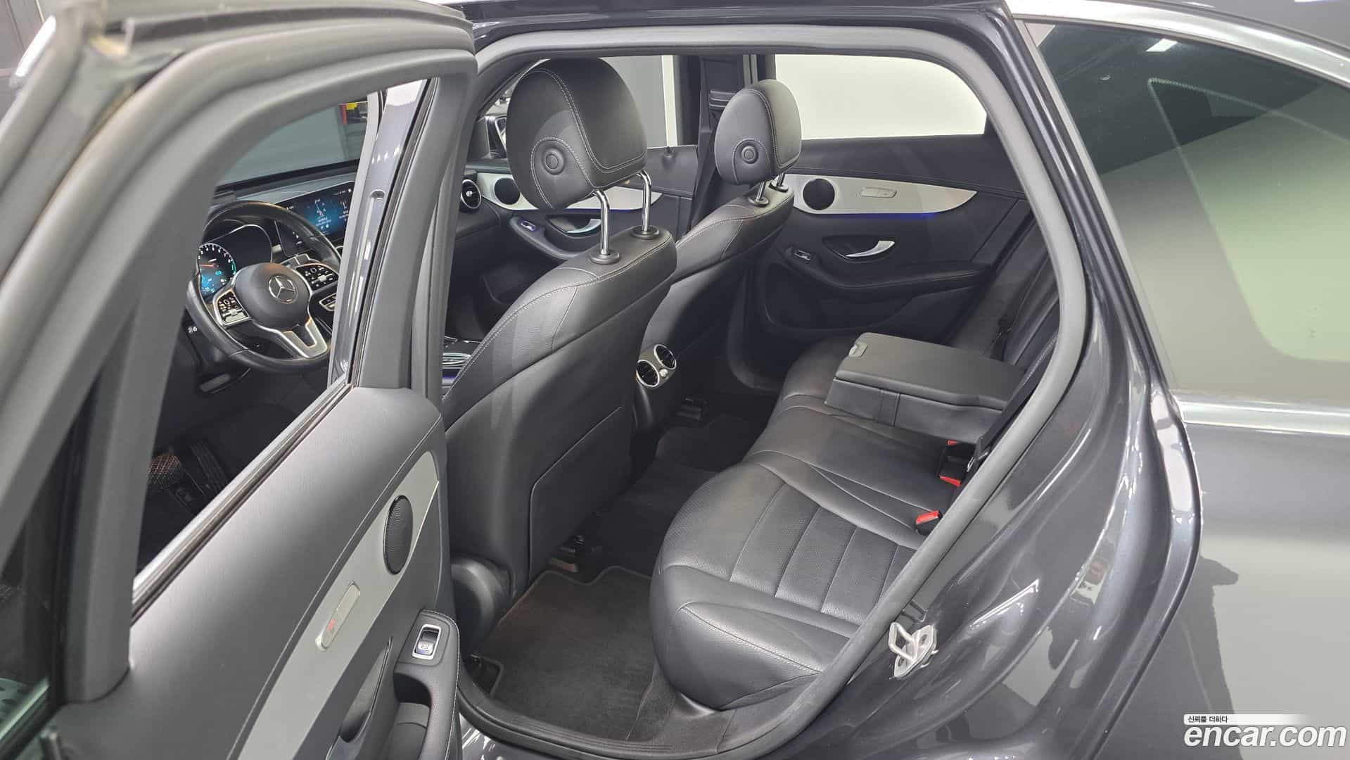 GLC-Class Mercedes-Benz 2021.9-OPTION-015