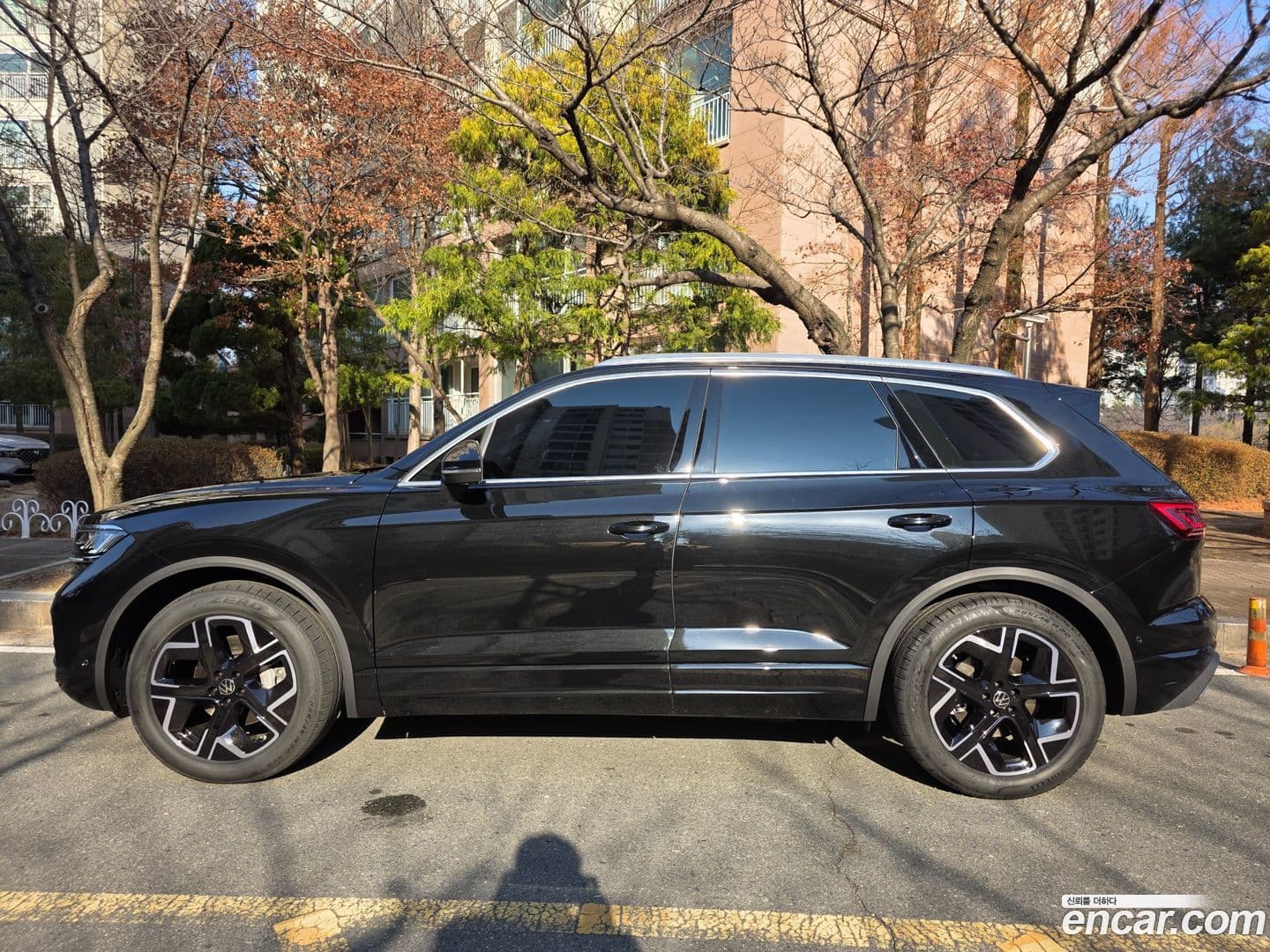 Main__Slider__Photo:Touareg Volkswagen 2025.11-0