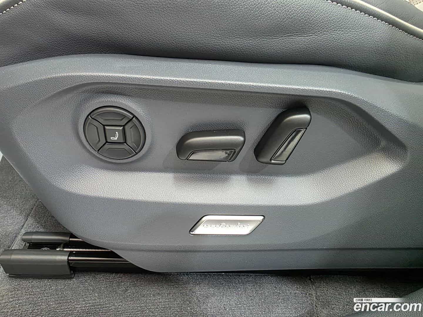 Touareg Volkswagen 2025.11-INNER-006