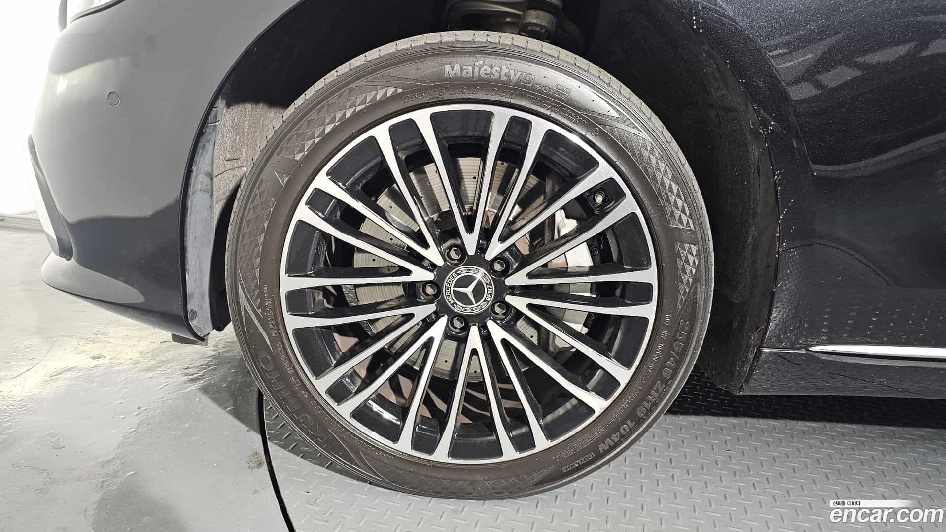 S-Class Mercedes-Benz 2022.8-OUTER-005