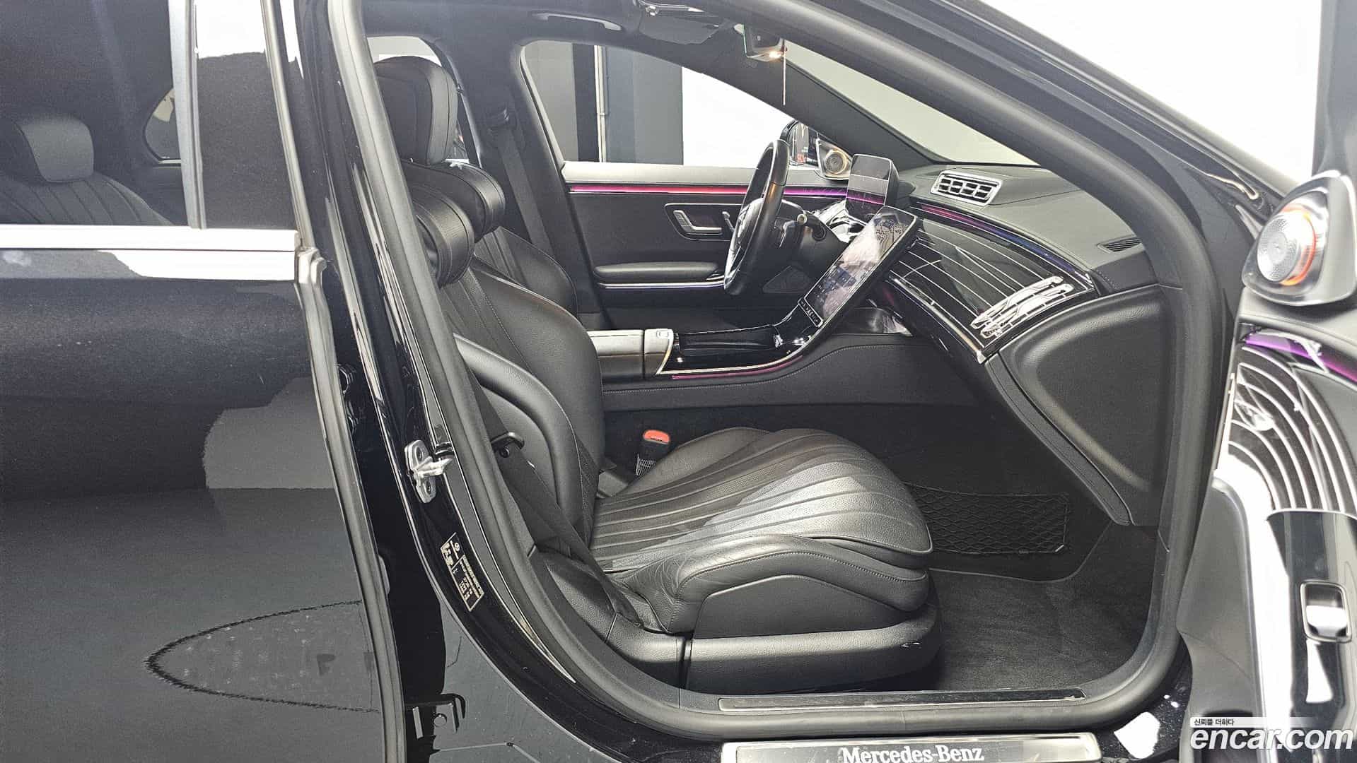 S-Class Mercedes-Benz 2022.8-OPTION-015