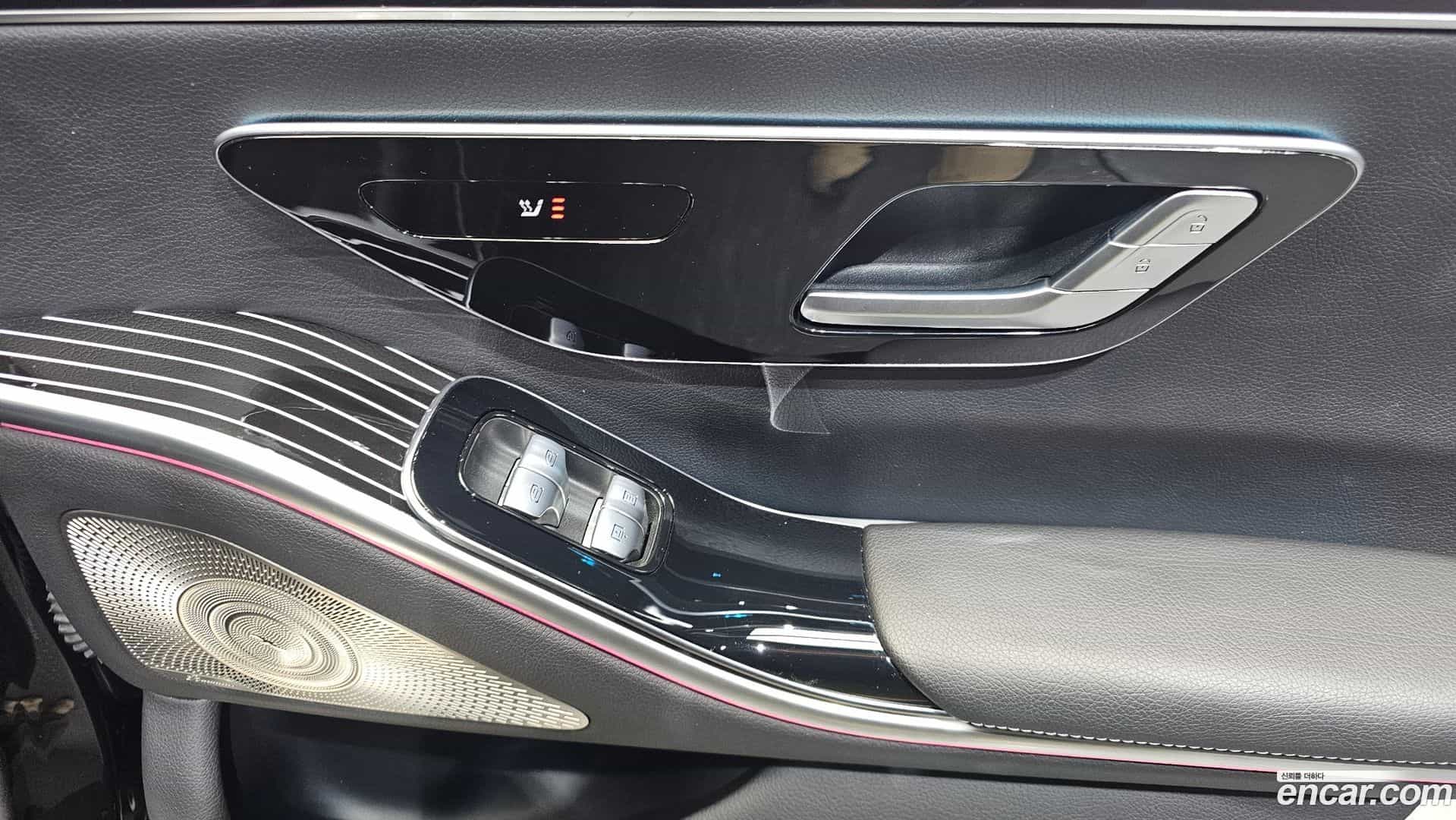 S-Class Mercedes-Benz 2022.8-OPTION-022