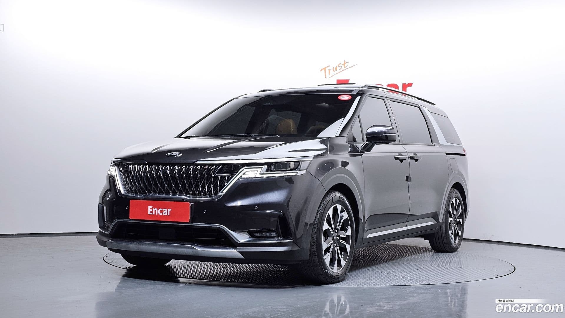 Main__Slider__Photo:Canival Kia 2021.2-0