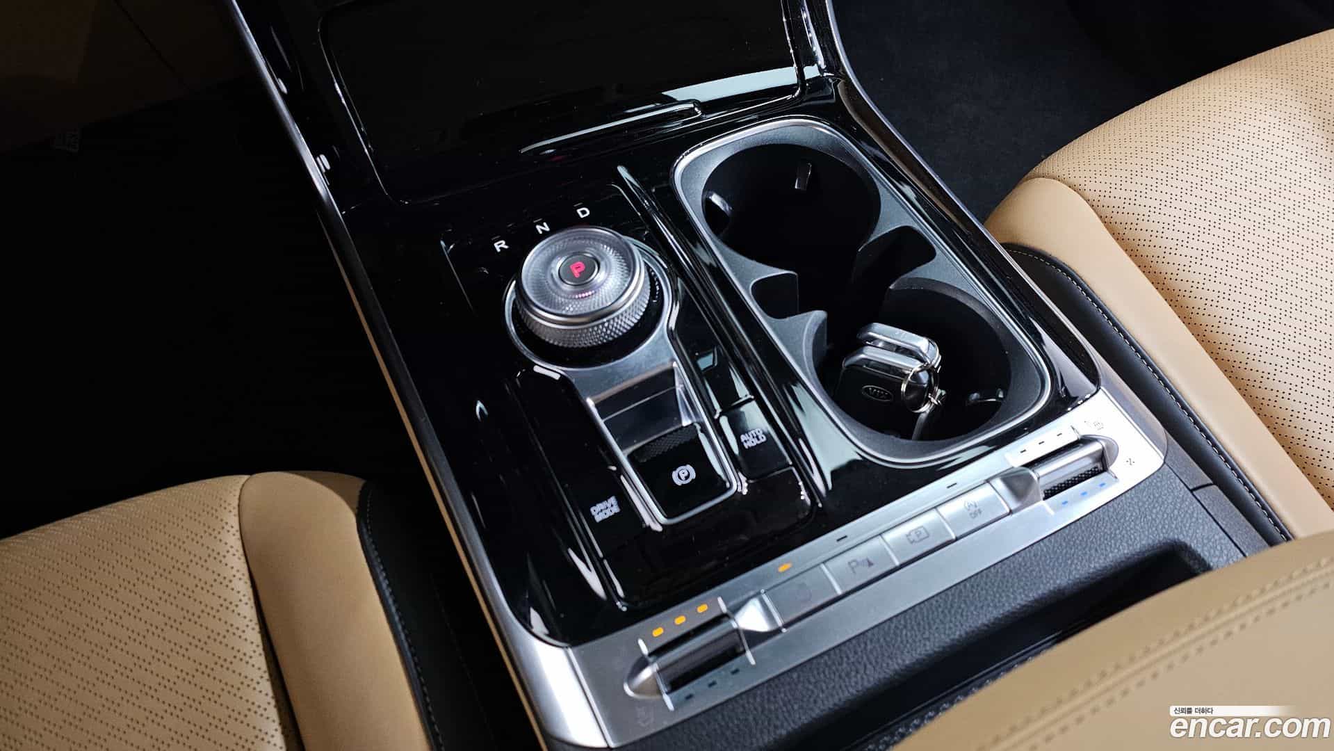 Canival Kia 2021.2-INNER-009