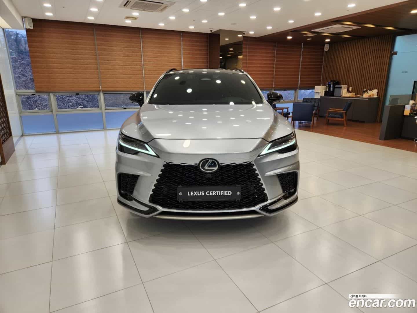 RX Lexus 2024.1-OUTER-003