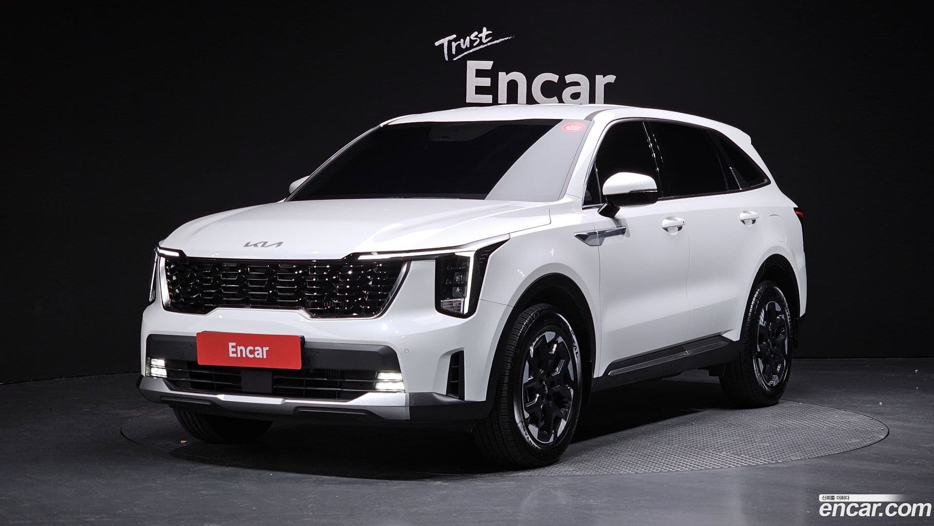 Main__Slider__Photo:Sorento Kia 2025.0-0