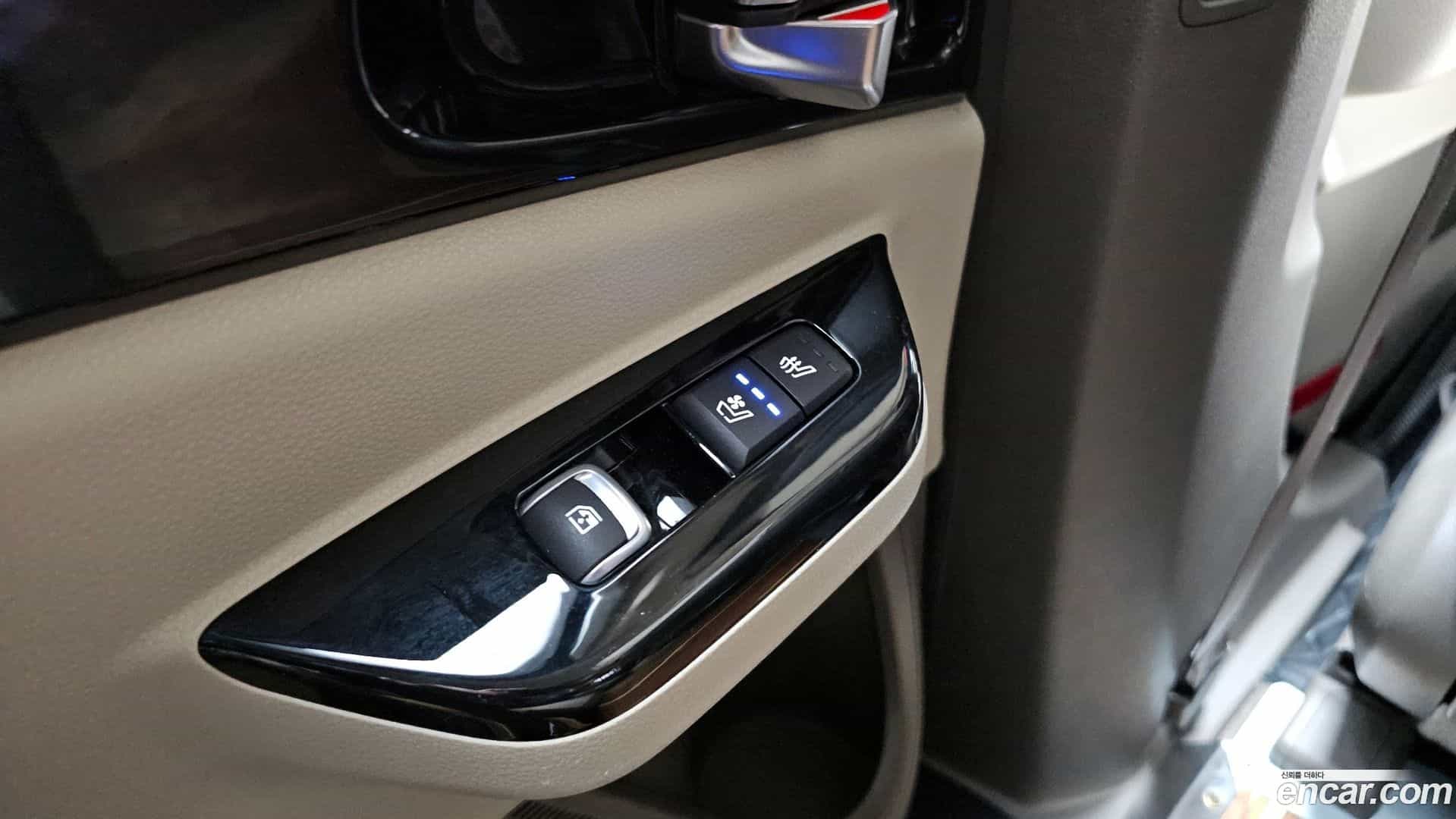 Canival Kia 2021.6-OPTION-023