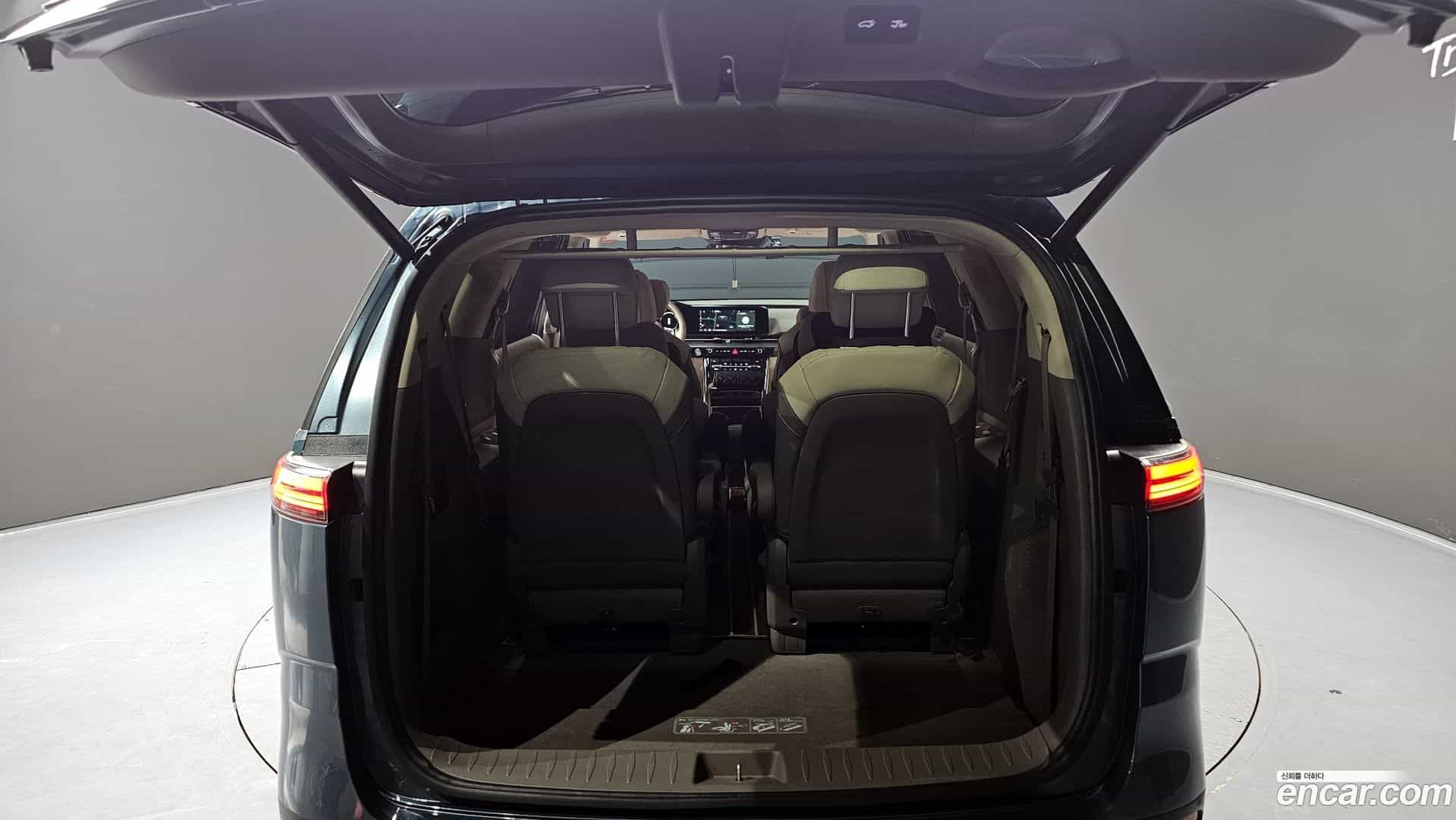 Canival Kia 2021.6-OPTION-024