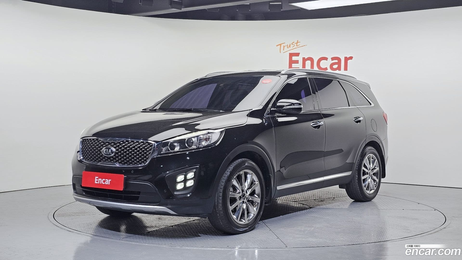 Main__Slider__Photo:Sorento Kia 2015.11-0
