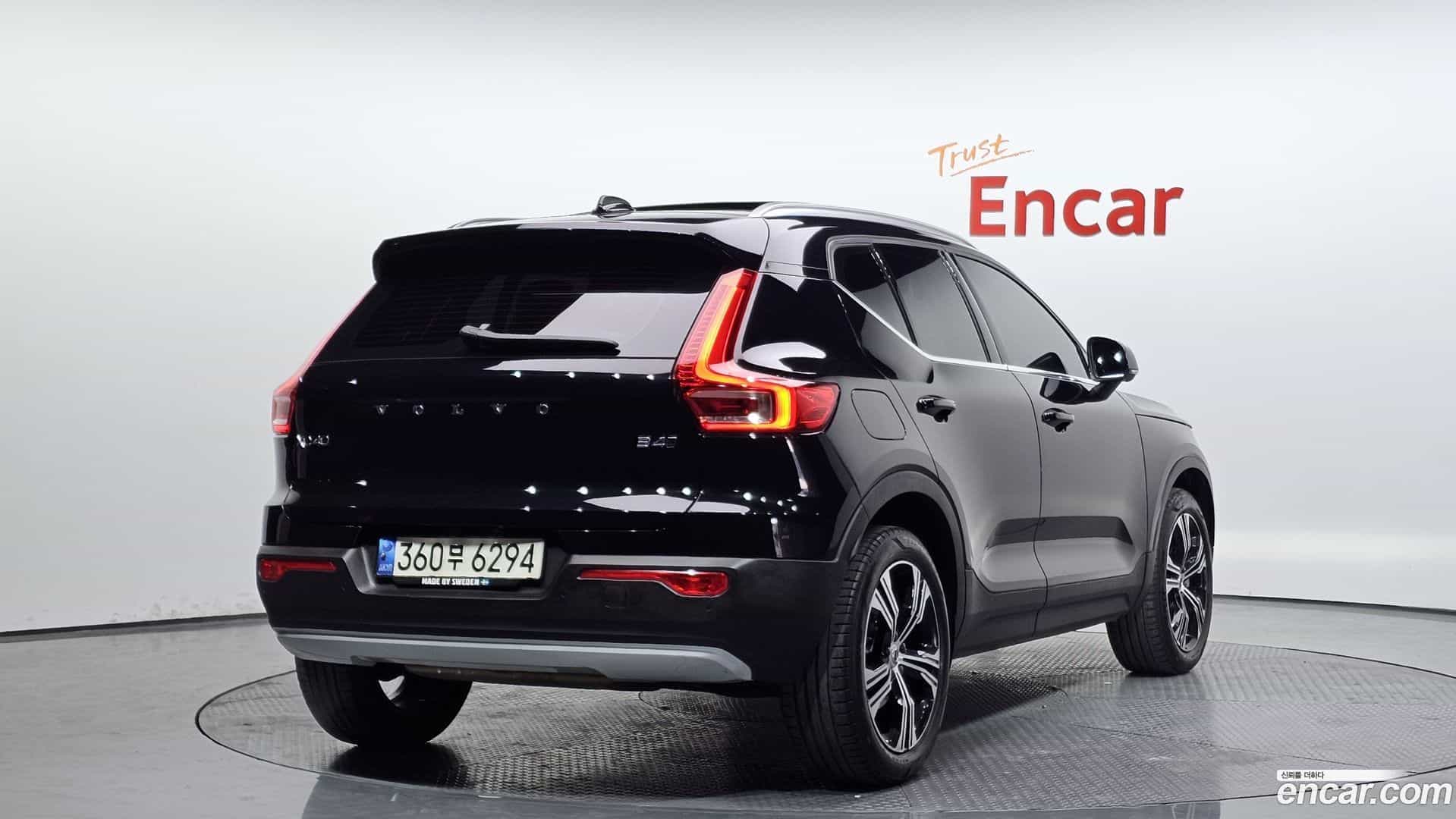 XC40 Volvo 2022.4-OUTER-002