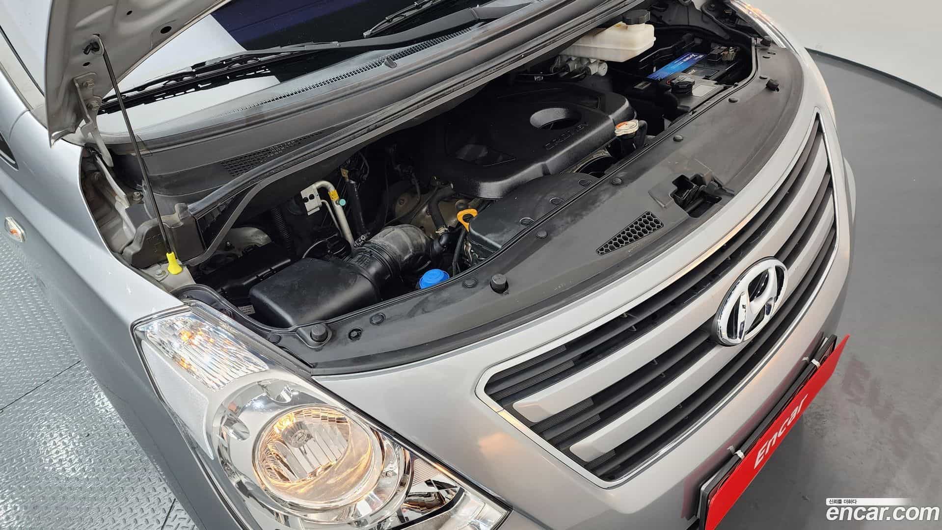 Starex Hyundai 2017.9-INNER-006