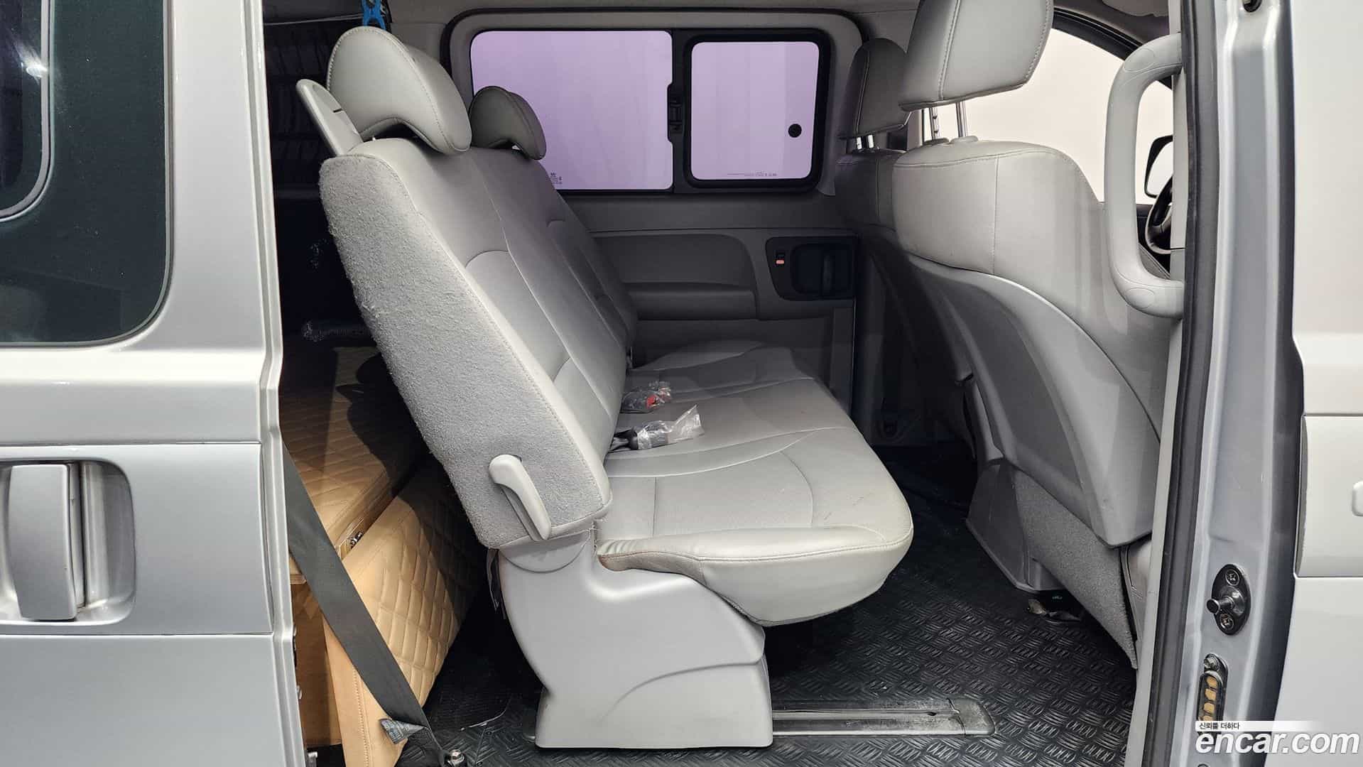 Starex Hyundai 2017.9-OPTION-016