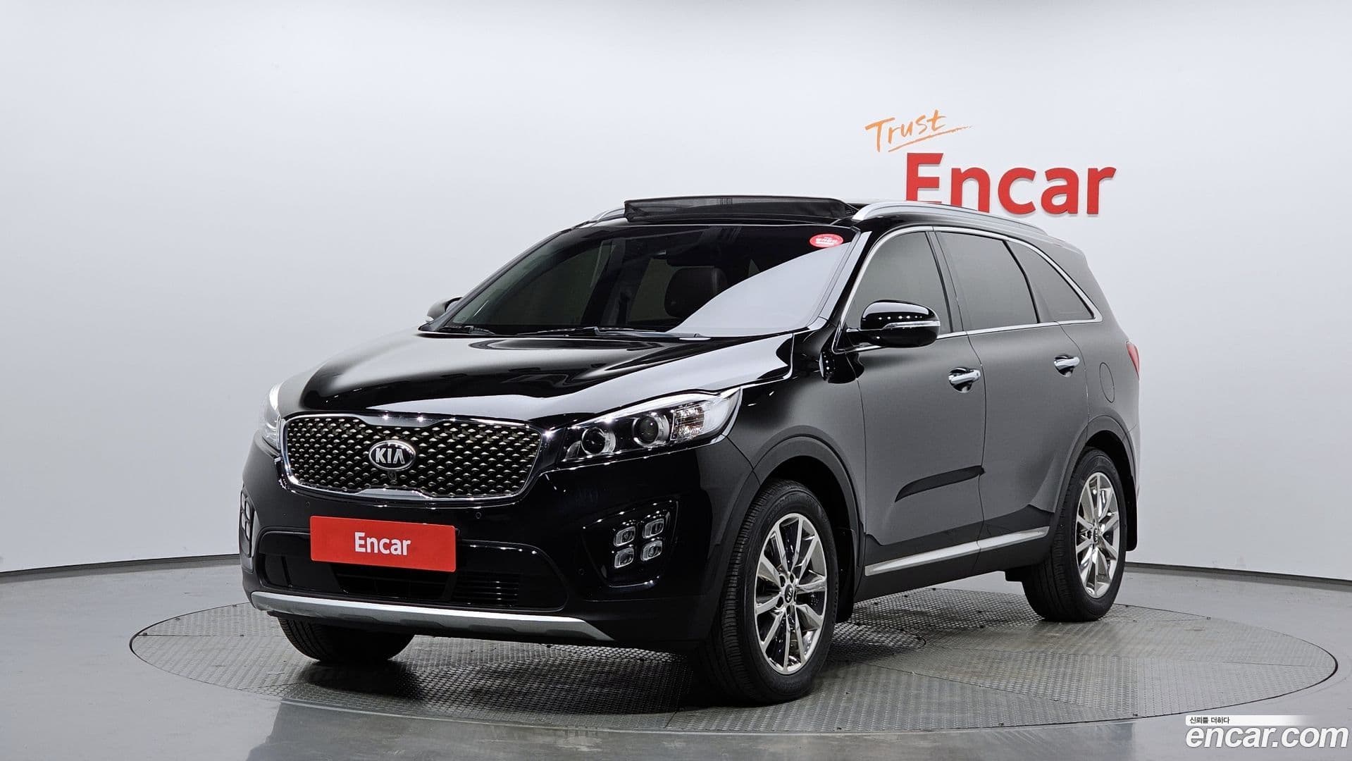 Main__Slider__Photo:Sorento Kia 2016.10-0