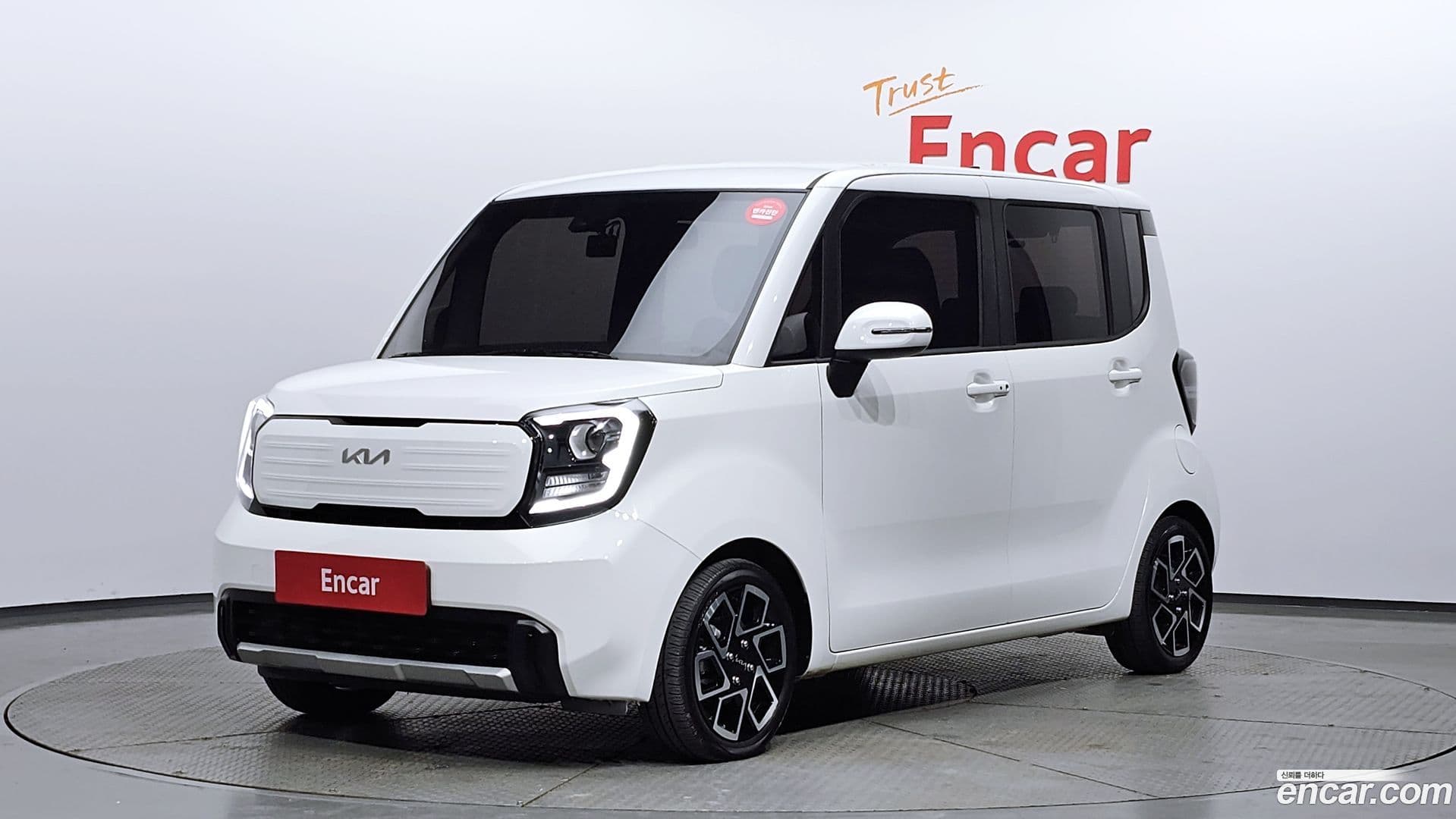 Main__Slider__Photo:RAY Kia 2023.9-0