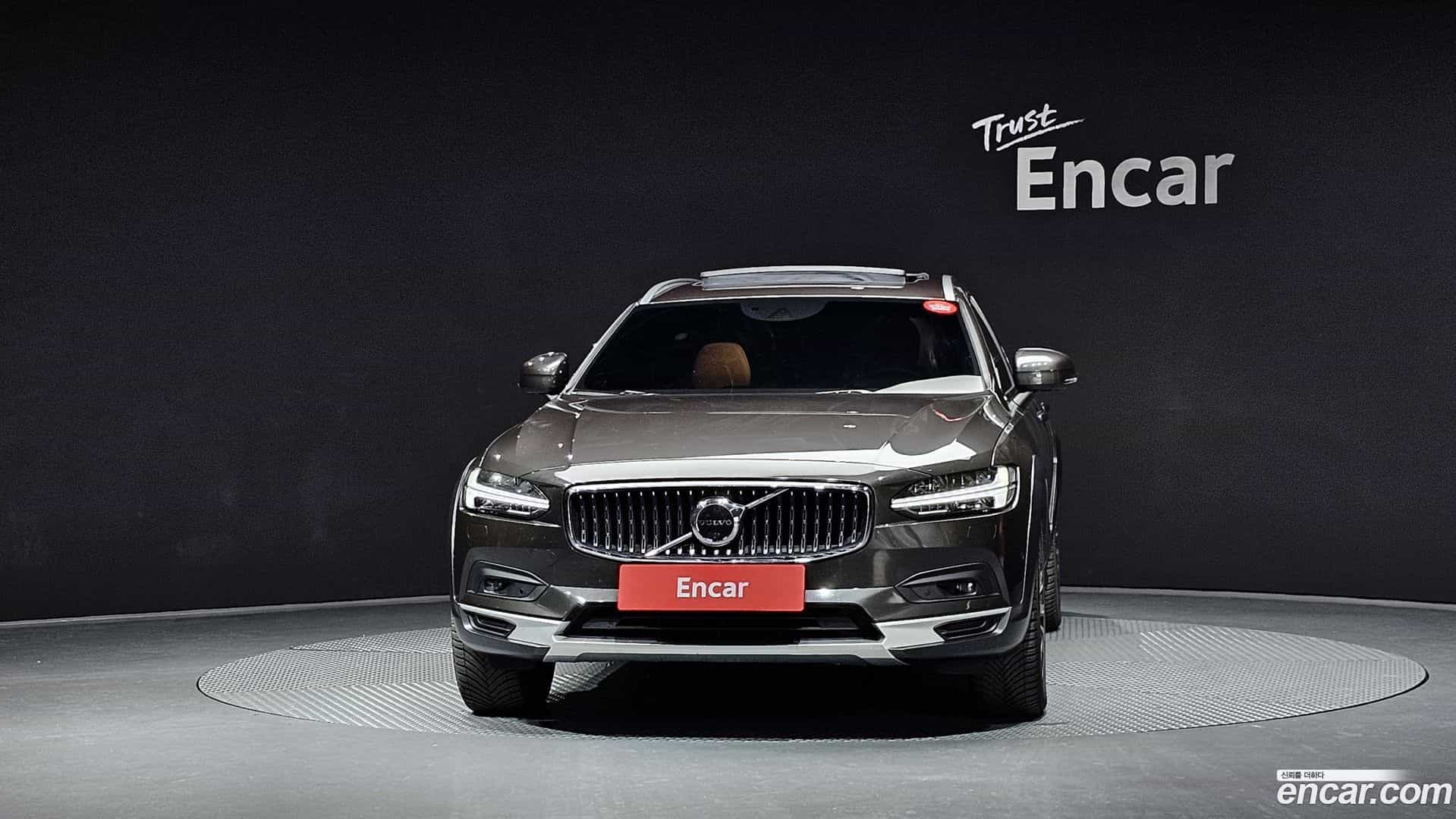 V90 Volvo 2021.0-OUTER-003