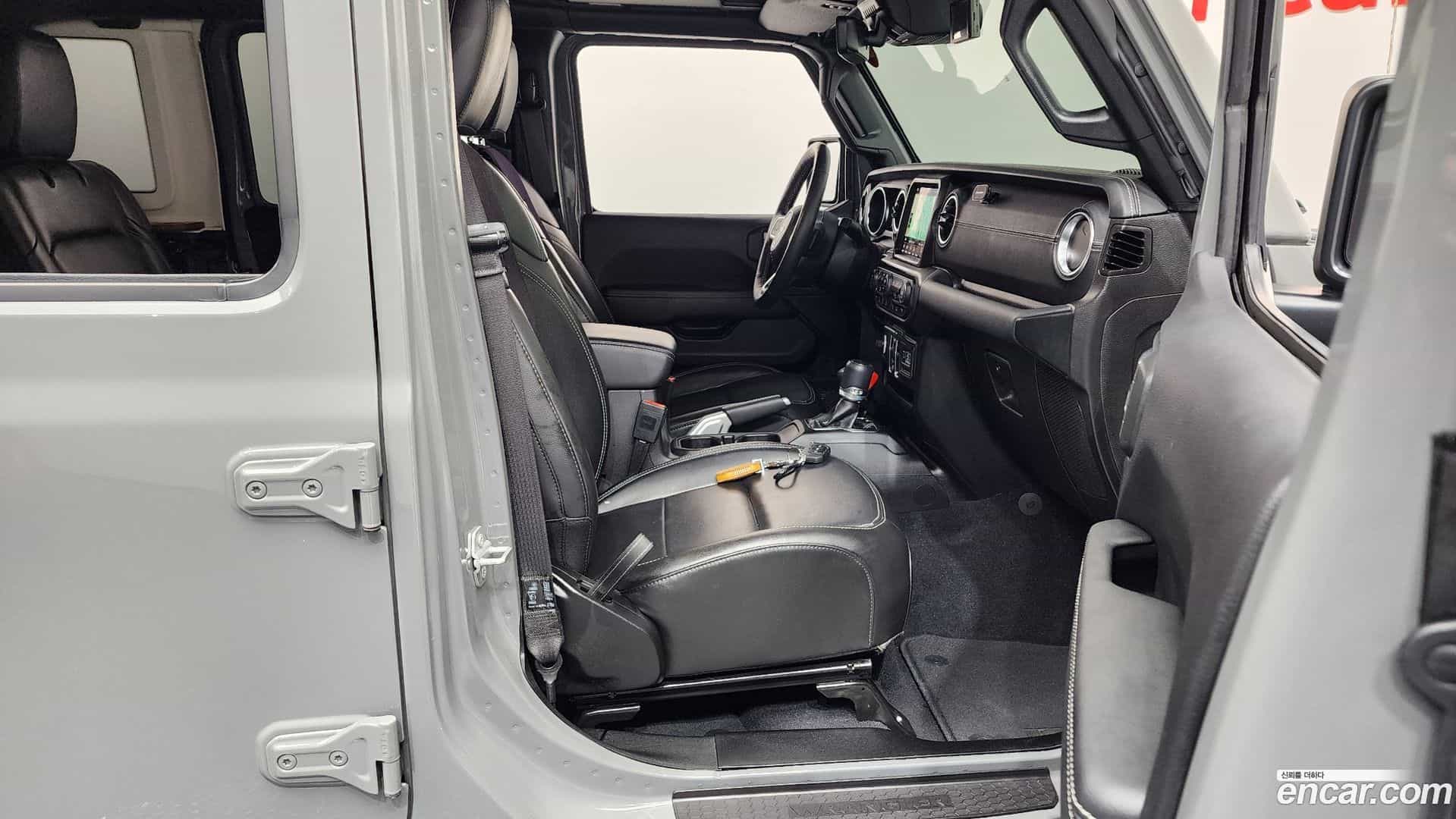 Wrangler Jeep 2022.4-OPTION-015