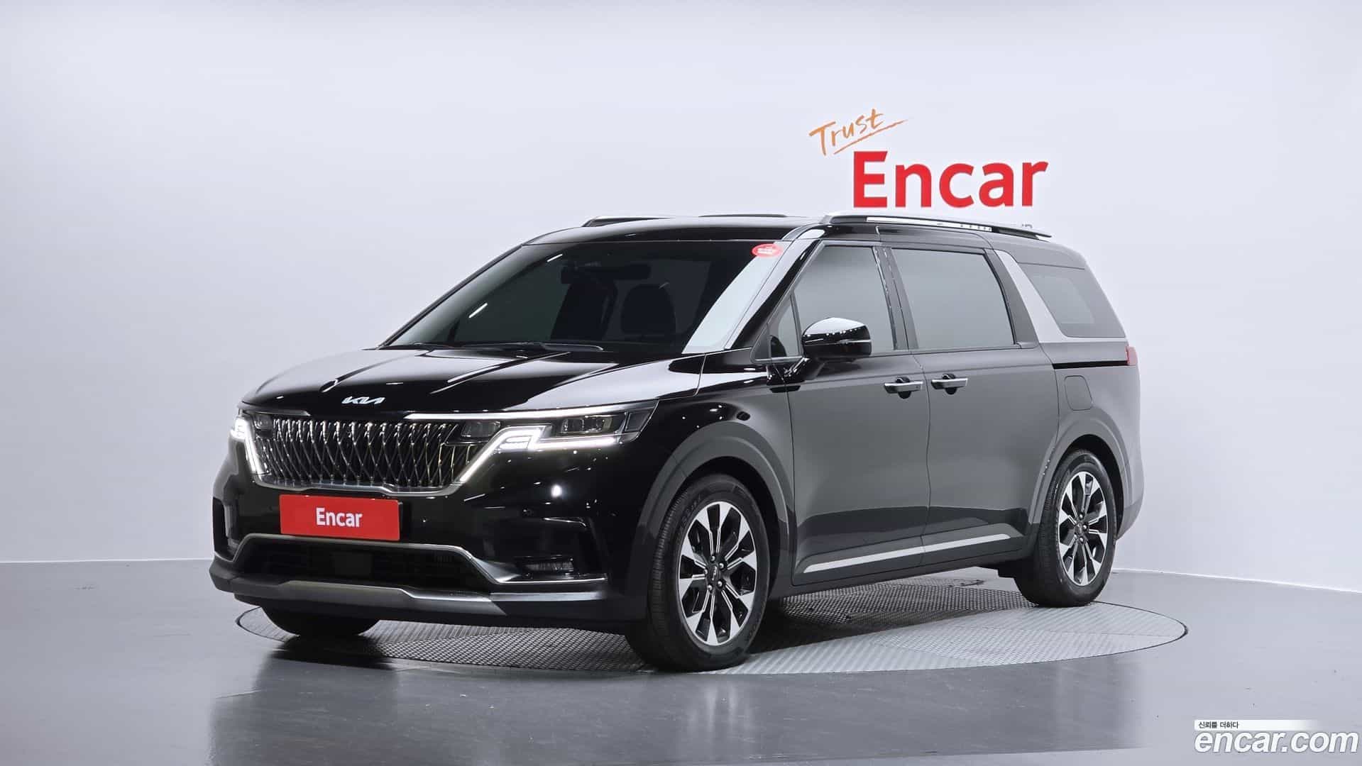 Canival Kia 2023.0-OUTER-001