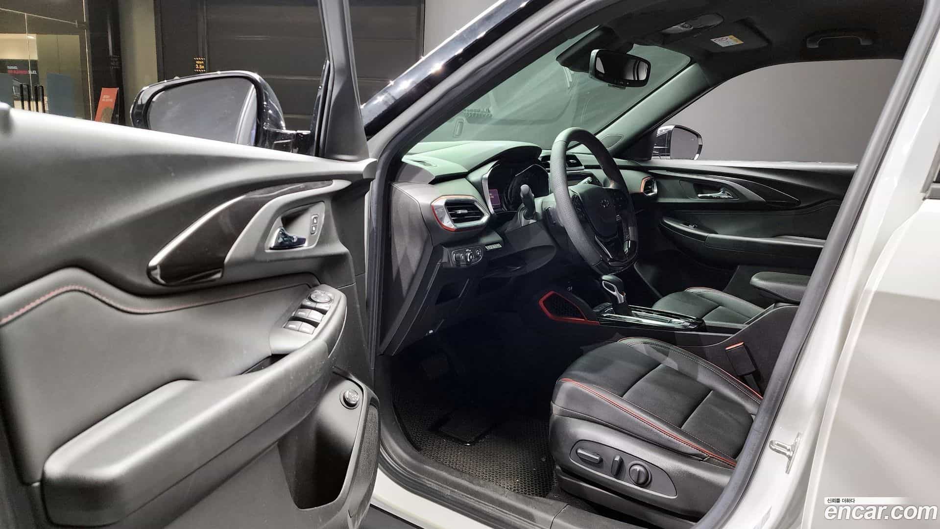 Trailblazer Chevrolet 2021.7-OPTION-015