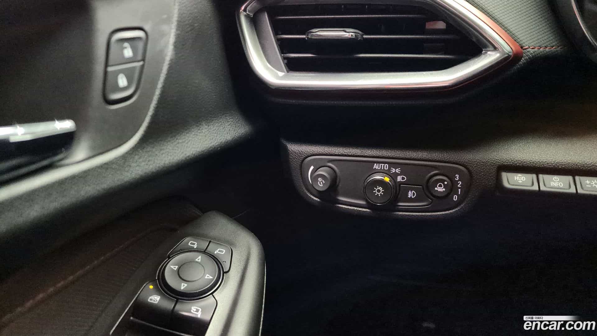 Trailblazer Chevrolet 2021.7-OPTION-023