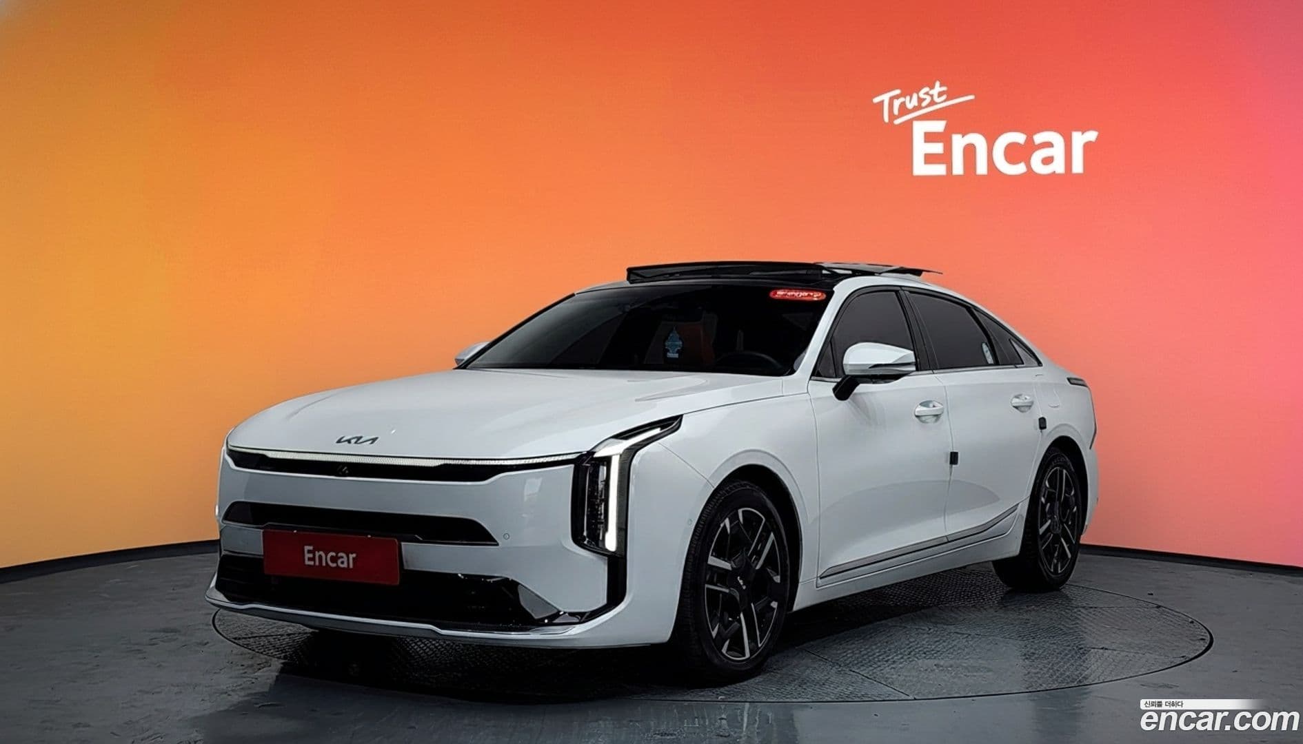 Main__Slider__Photo:K8 Kia 2024.8-0
