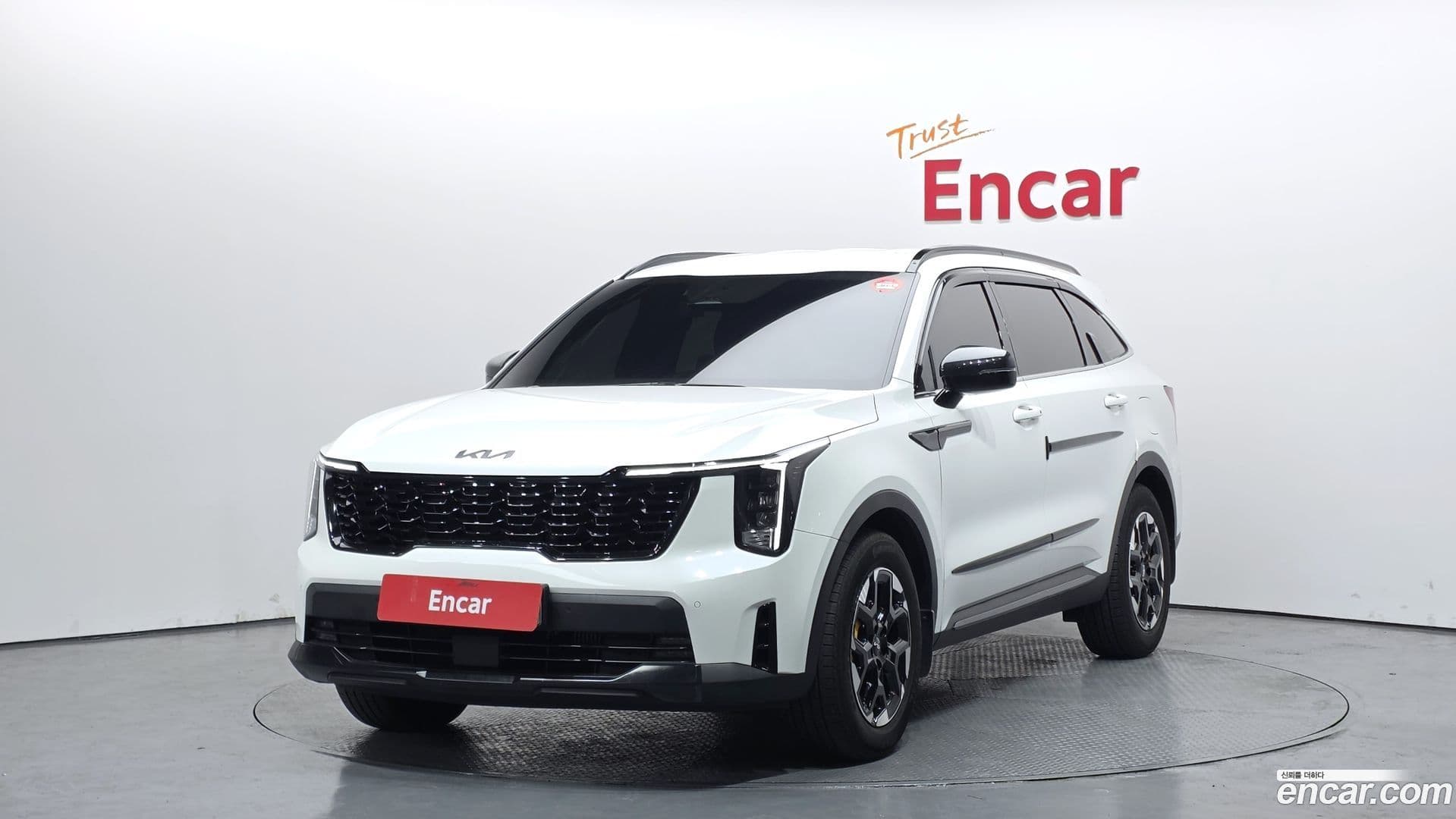 Main__Slider__Photo:Sorento Kia 2024.3-0