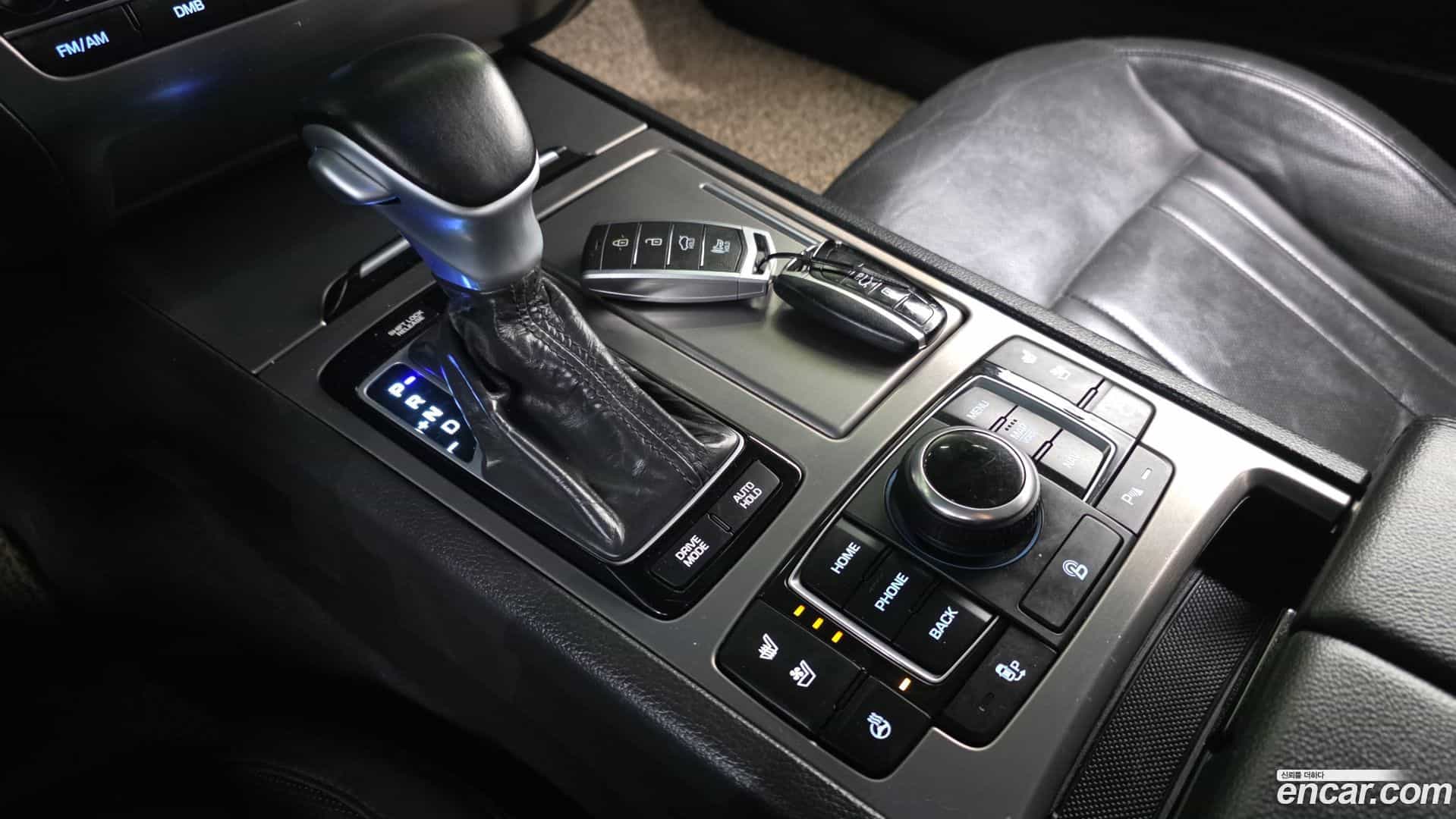 Genesis Hyundai 2015.0-INNER-009