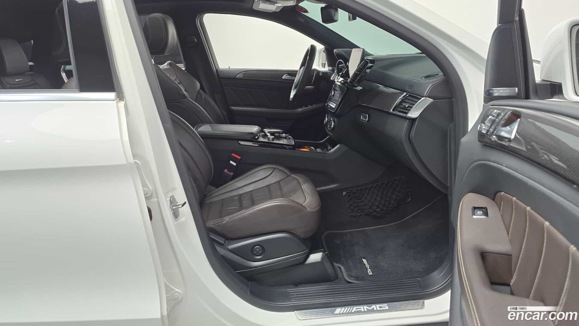 GLE-Class Mercedes-Benz 2019.11-OPTION-015