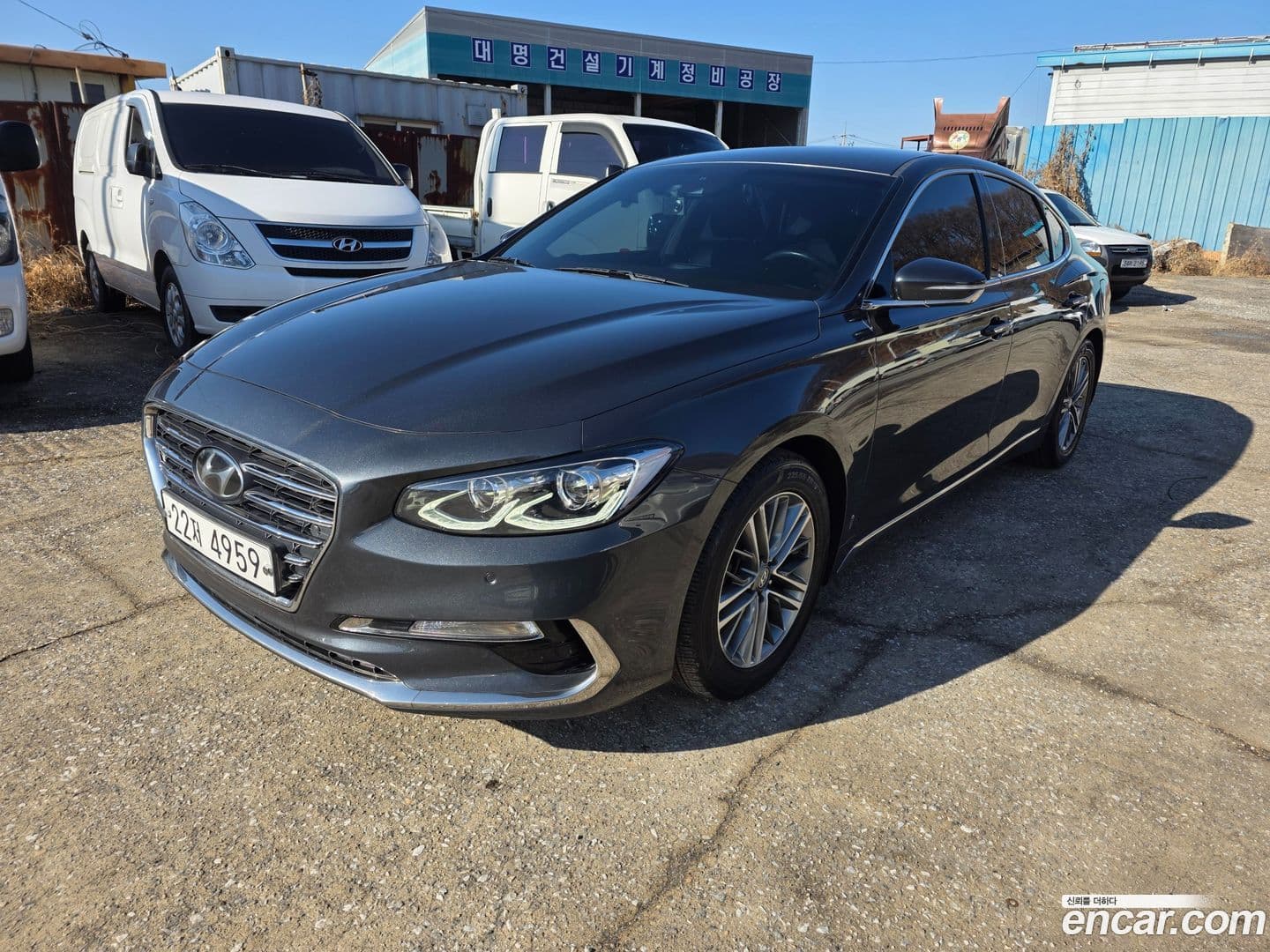 Main__Slider__Photo:Grandeur Hyundai 2018.5-0