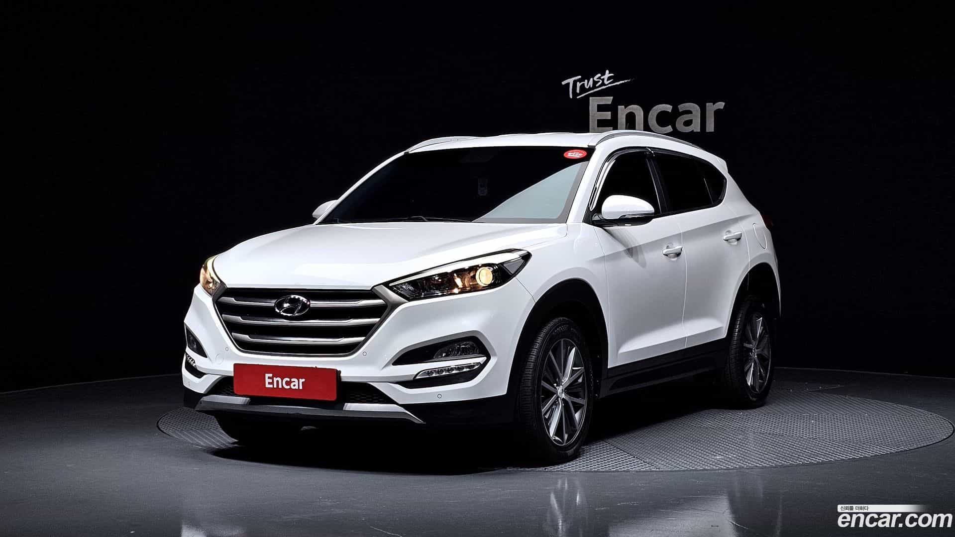 Tucson Hyundai 2016.0-OUTER-001