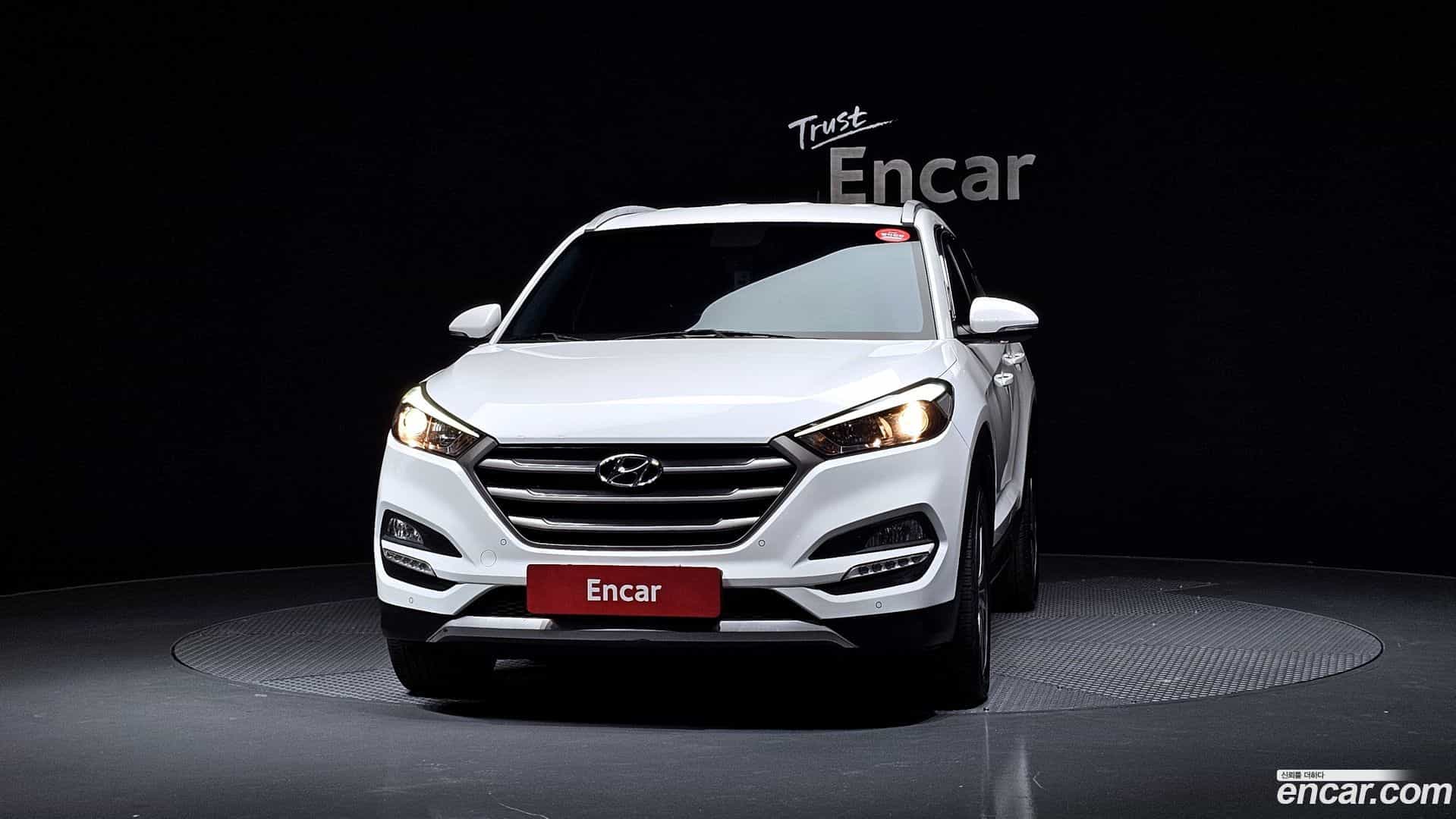 Tucson Hyundai 2016.0-OUTER-003