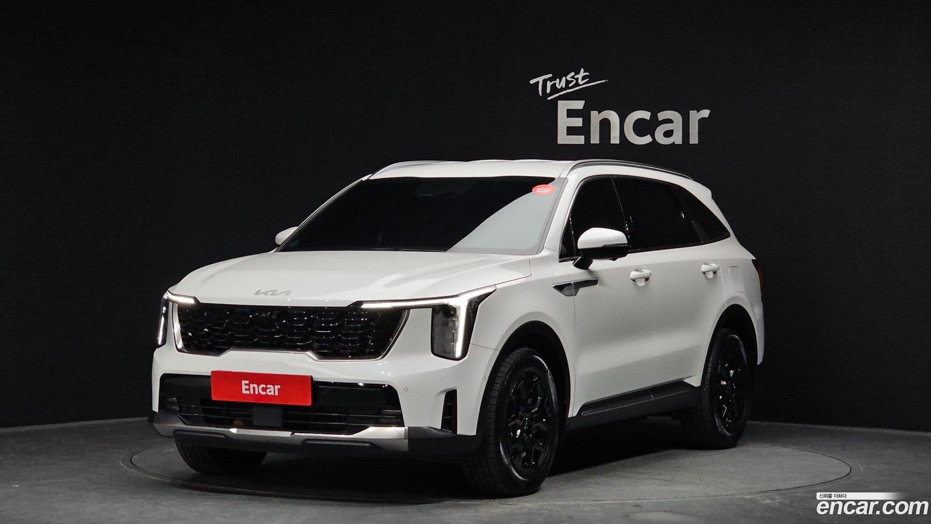 Main__Slider__Photo:Sorento Kia 2023.8-0