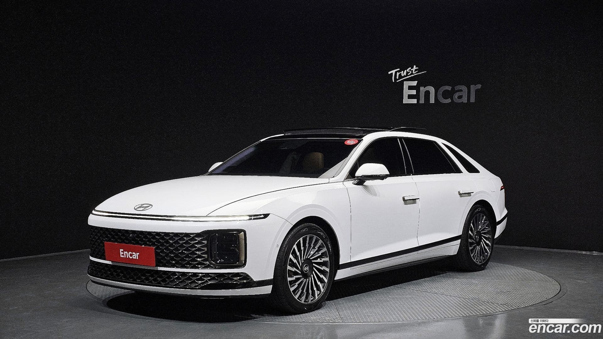 Main__Slider__Photo:Grandeur Hyundai 2024.2-0