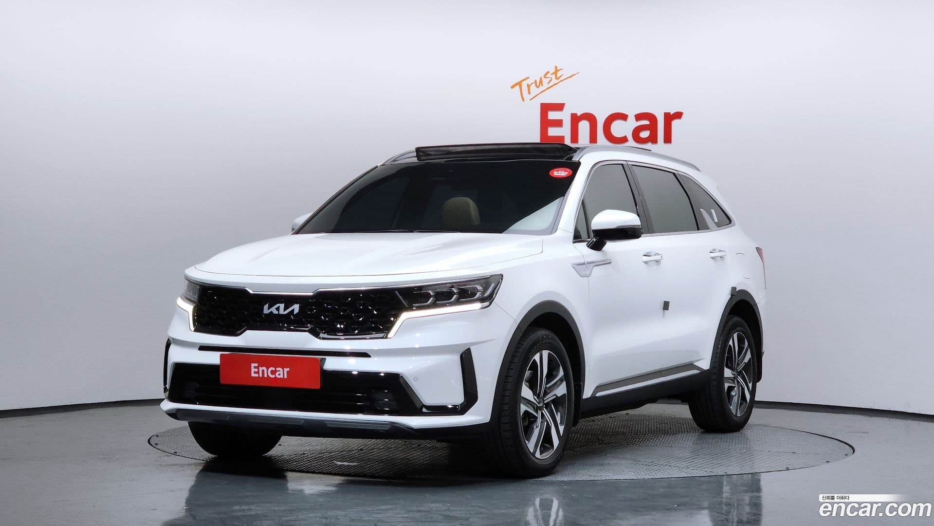 Main__Slider__Photo:Sorento Kia 2023.3-0