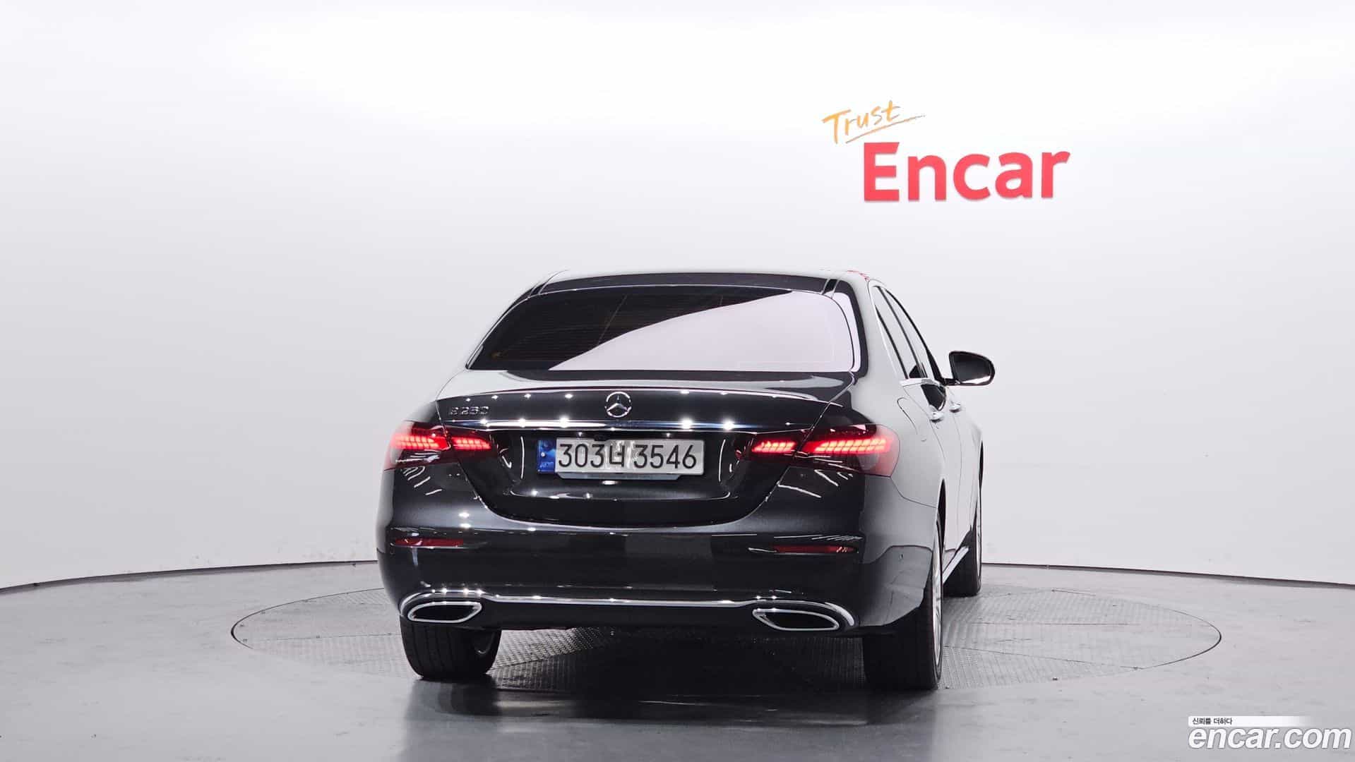 E-Class Mercedes-Benz 2020.10-OUTER-004