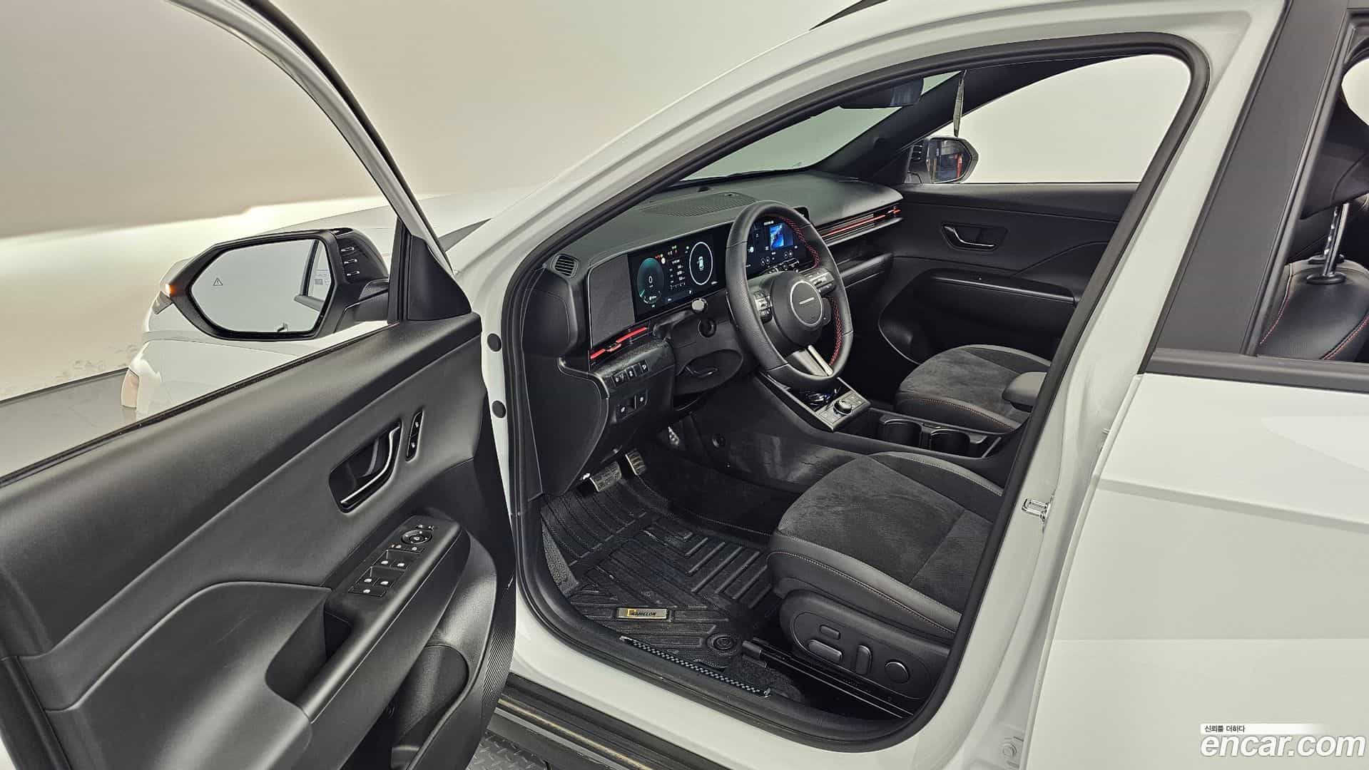 Kona Hyundai 2025.11-OPTION-015