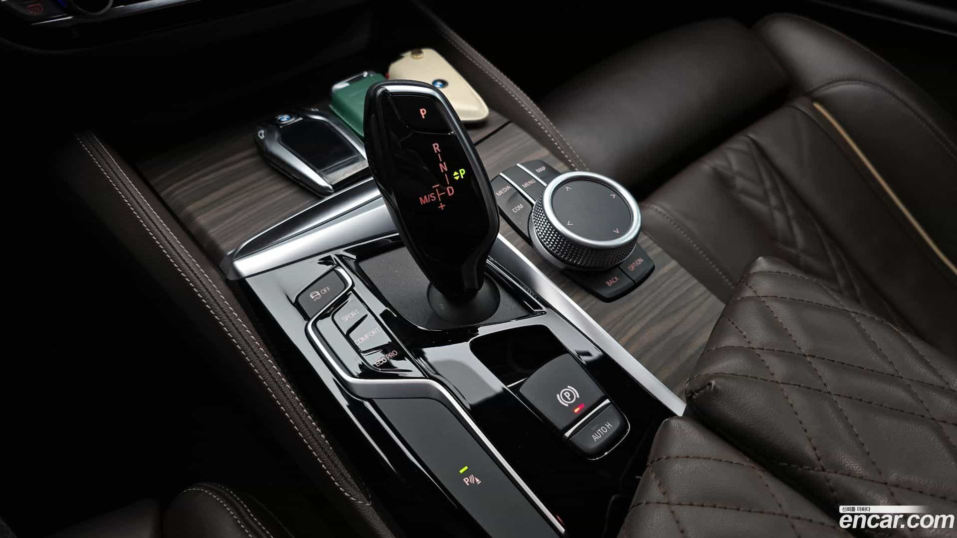 5-Series BMW 2020.7-INNER-009