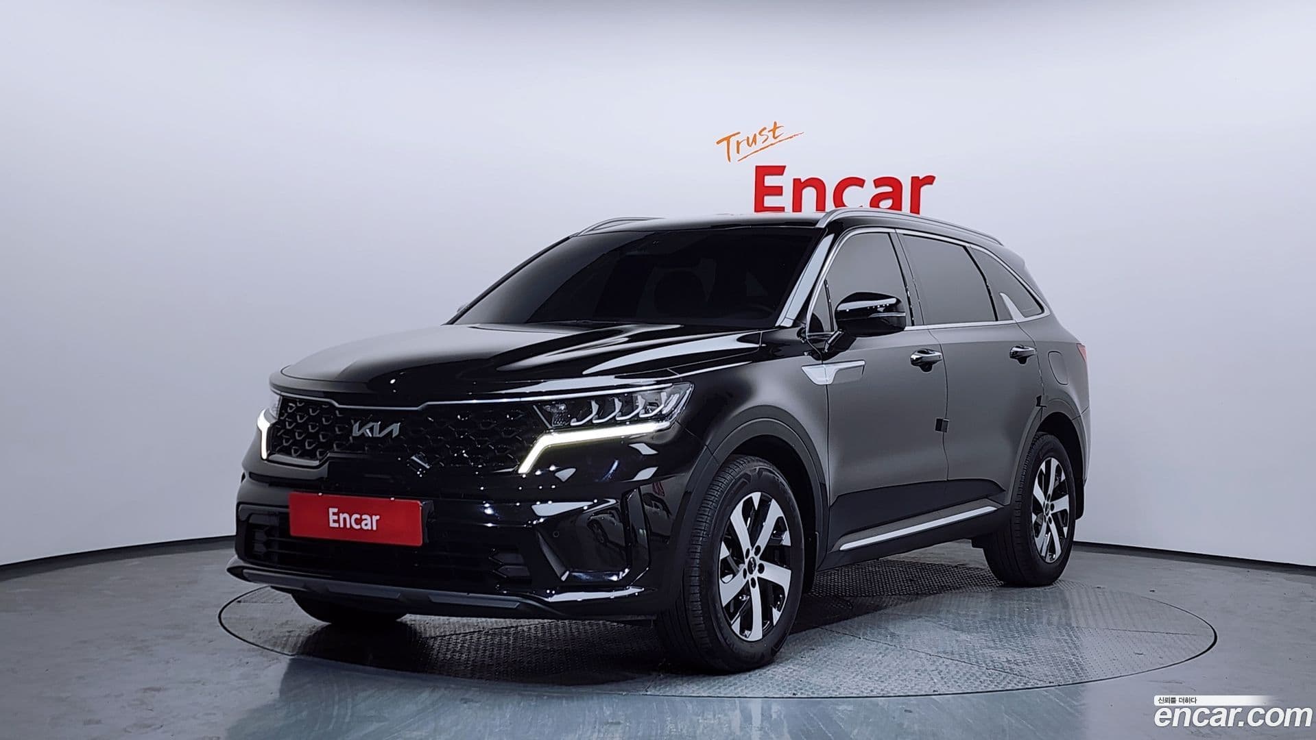 Main__Slider__Photo:Sorento Kia 2022.5-0