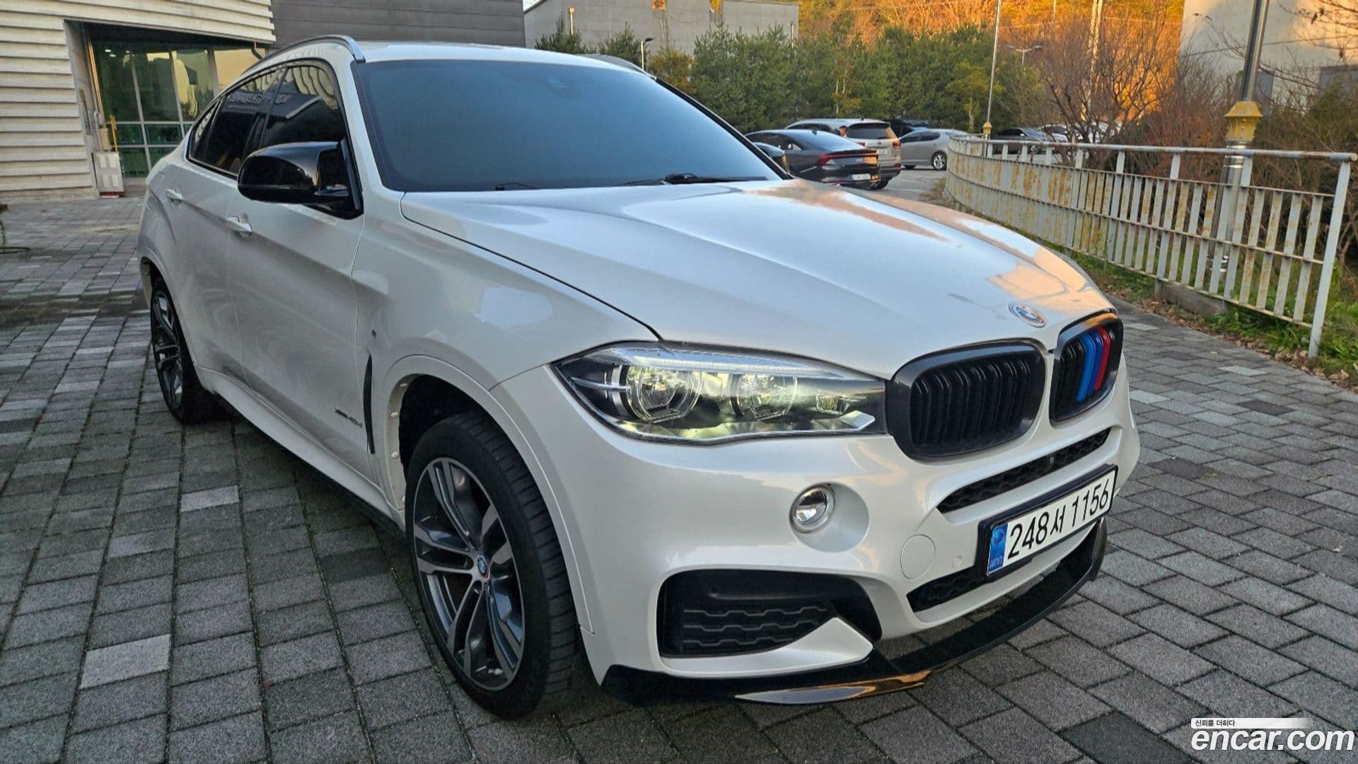 Main__Slider__Photo:X6 BMW 2019.6-0