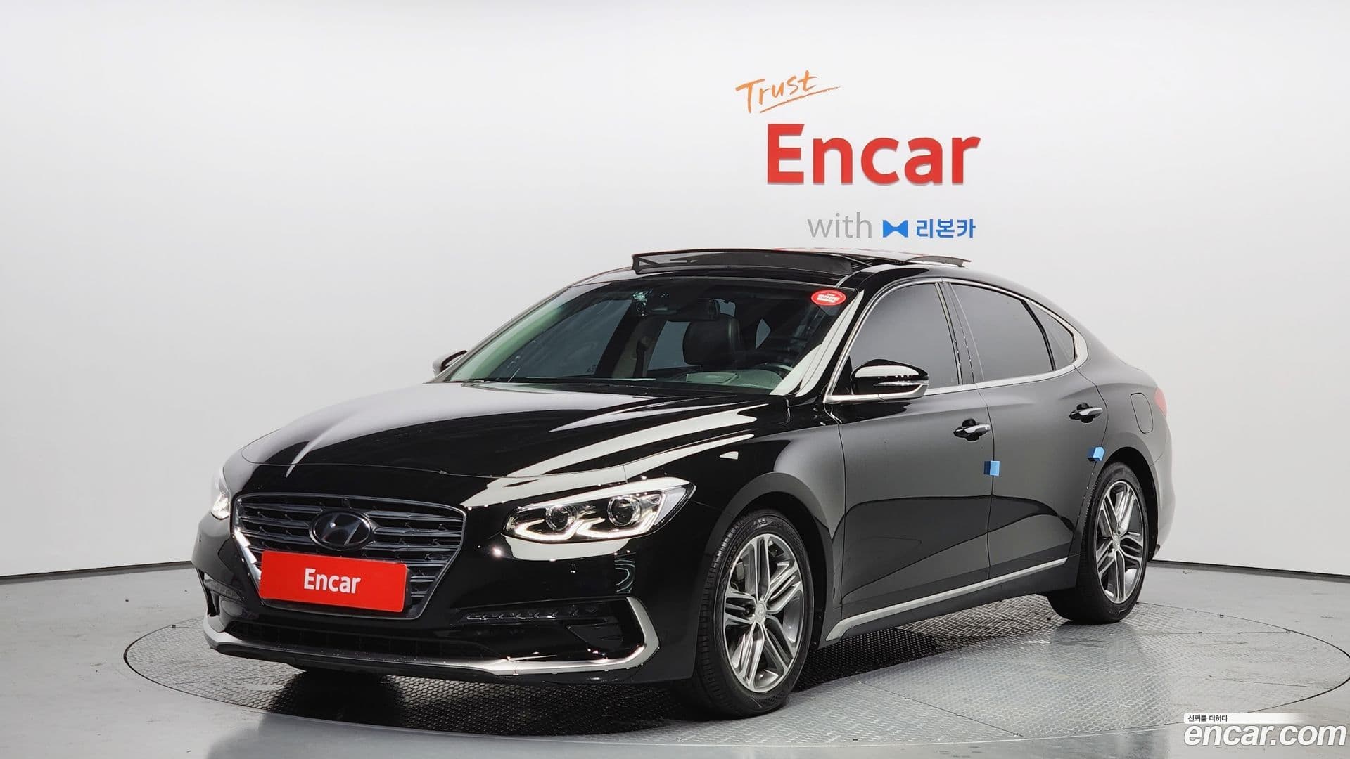 Main__Slider__Photo:Grandeur Hyundai 2018.2-0