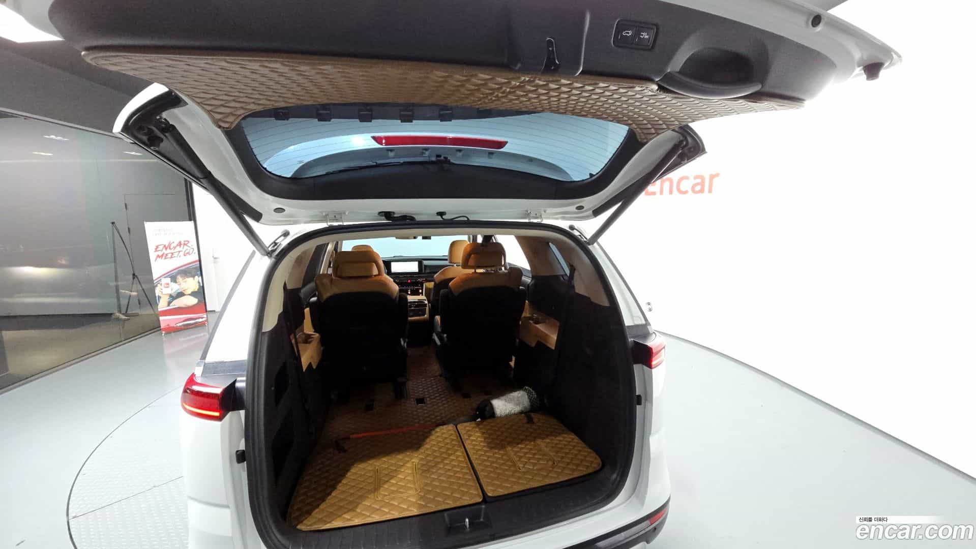 Canival Kia 2023.2-OPTION-024