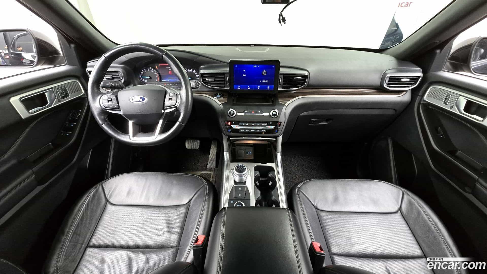 Explorer Ford 2019.11-INNER-007