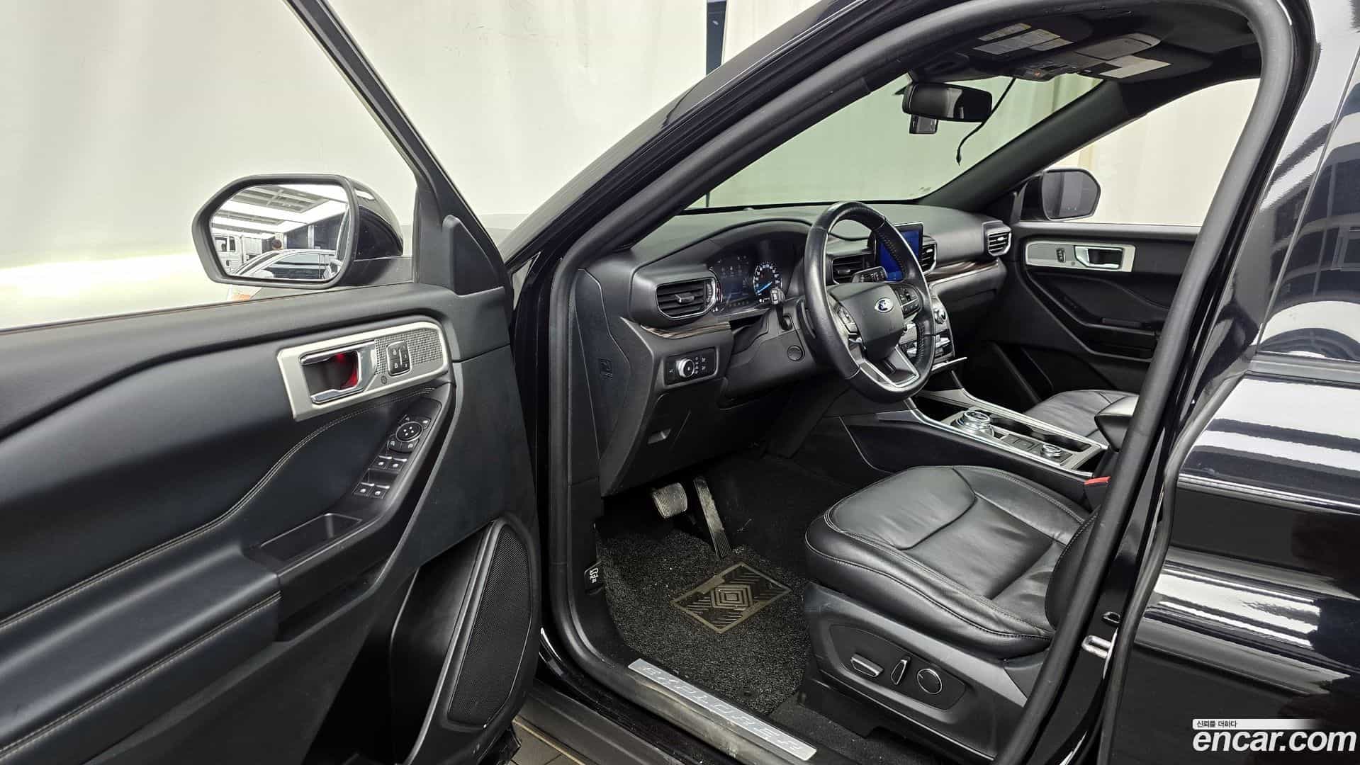 Explorer Ford 2019.11-INNER-010